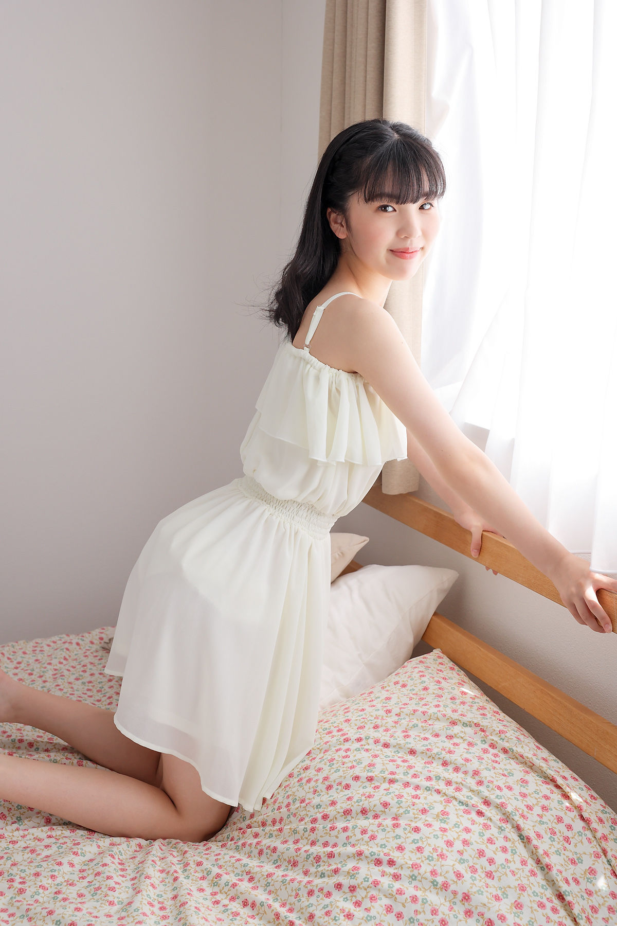 [Minisuka.tv] Ami Manabe 眞辺あみ - Fresh-idol Gallery 105