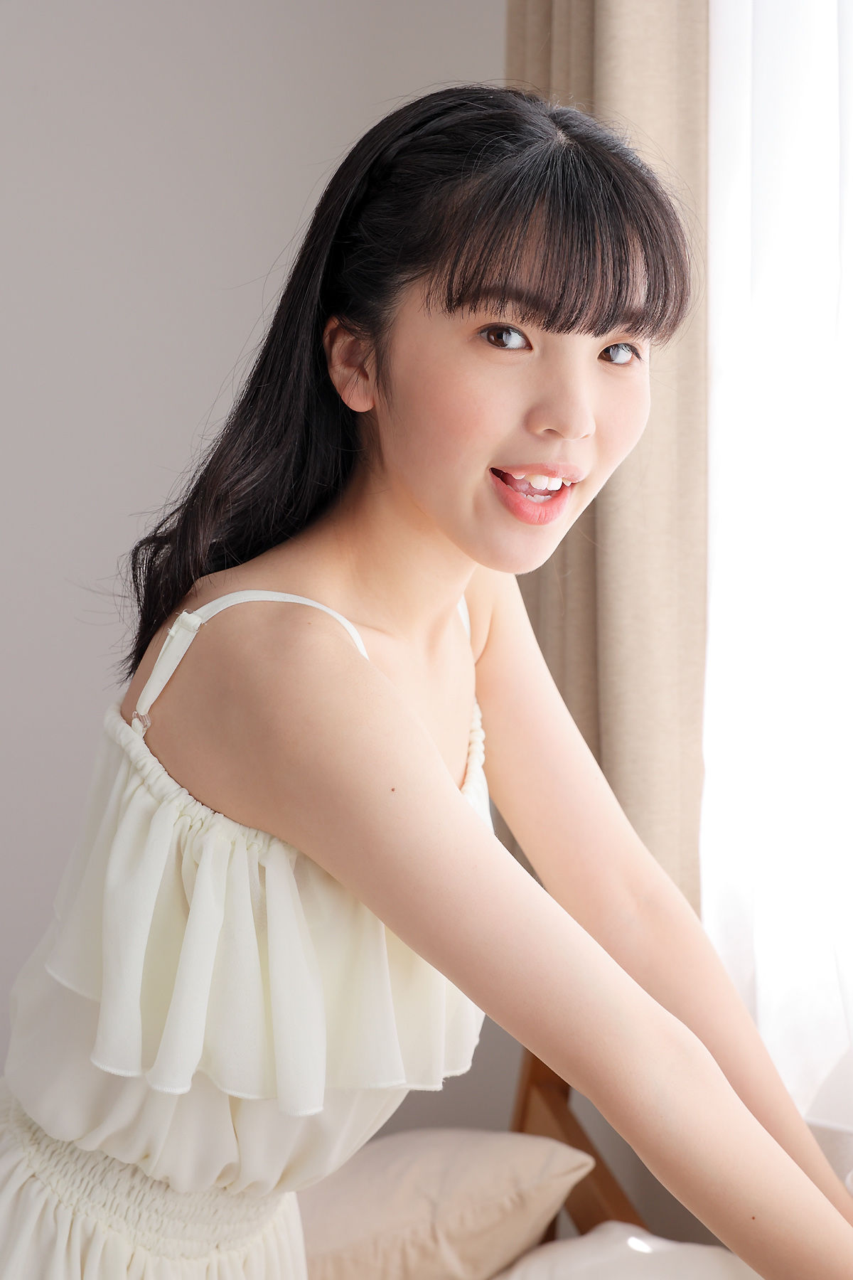[Minisuka.tv] Ami Manabe 眞辺あみ - Fresh-idol Gallery 105