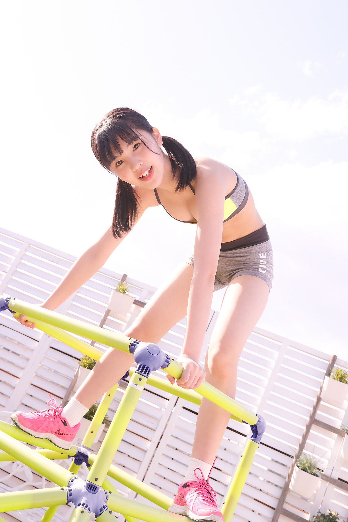 [Minisuka.tv] Ami Manabe 眞辺あみ - Fresh-idol Gallery 96