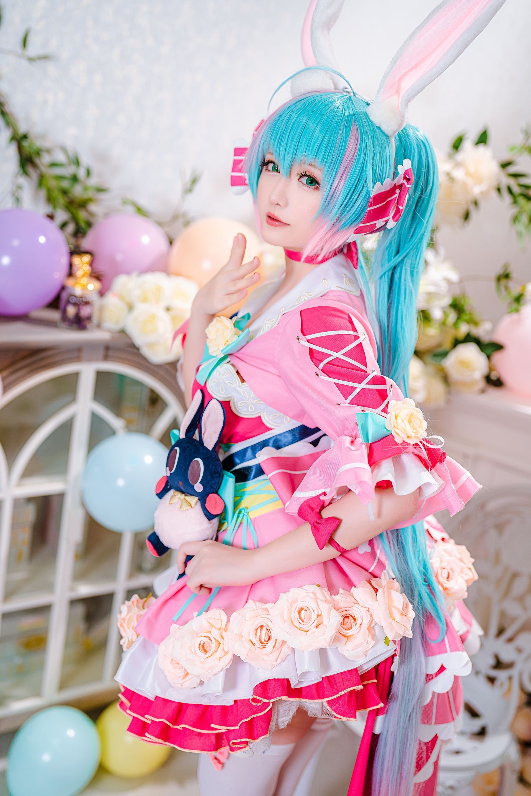 [福利COS] Coser小姐姐星之迟迟 - 情人节 梦梦套组