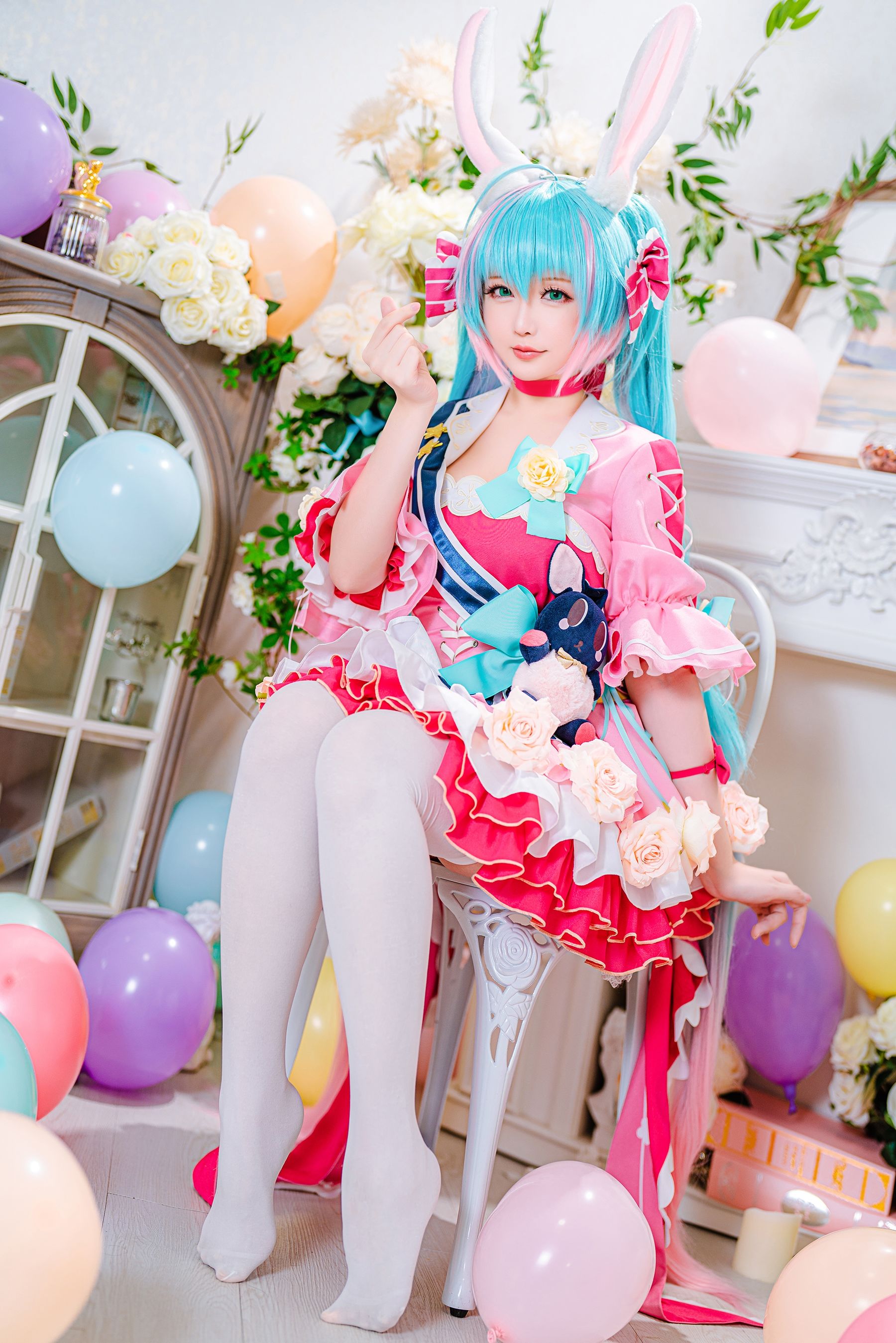 [福利COS] Coser小姐姐星之迟迟 - 情人节 梦梦套组