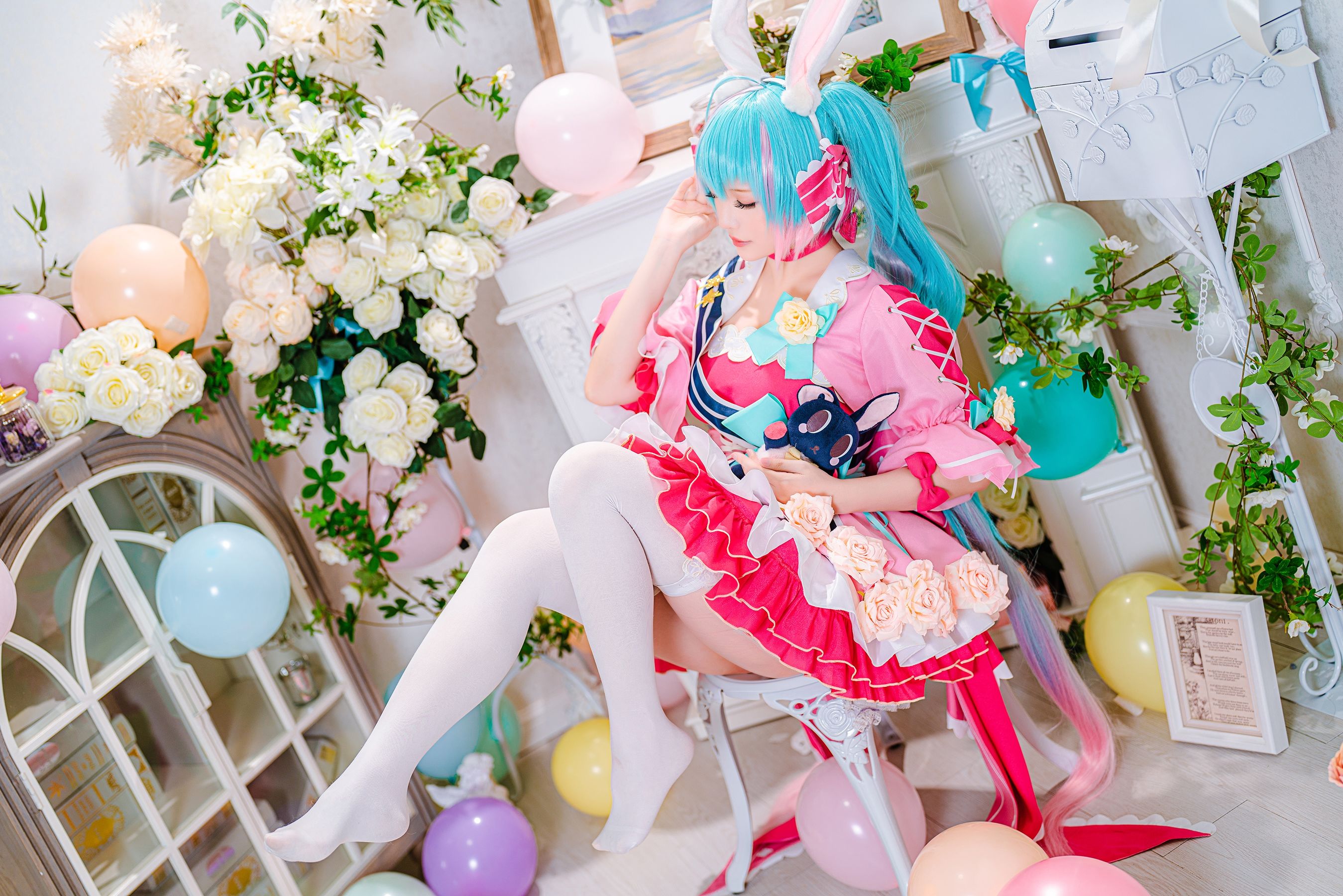 [福利COS] Coser小姐姐星之迟迟 - 情人节 梦梦套组