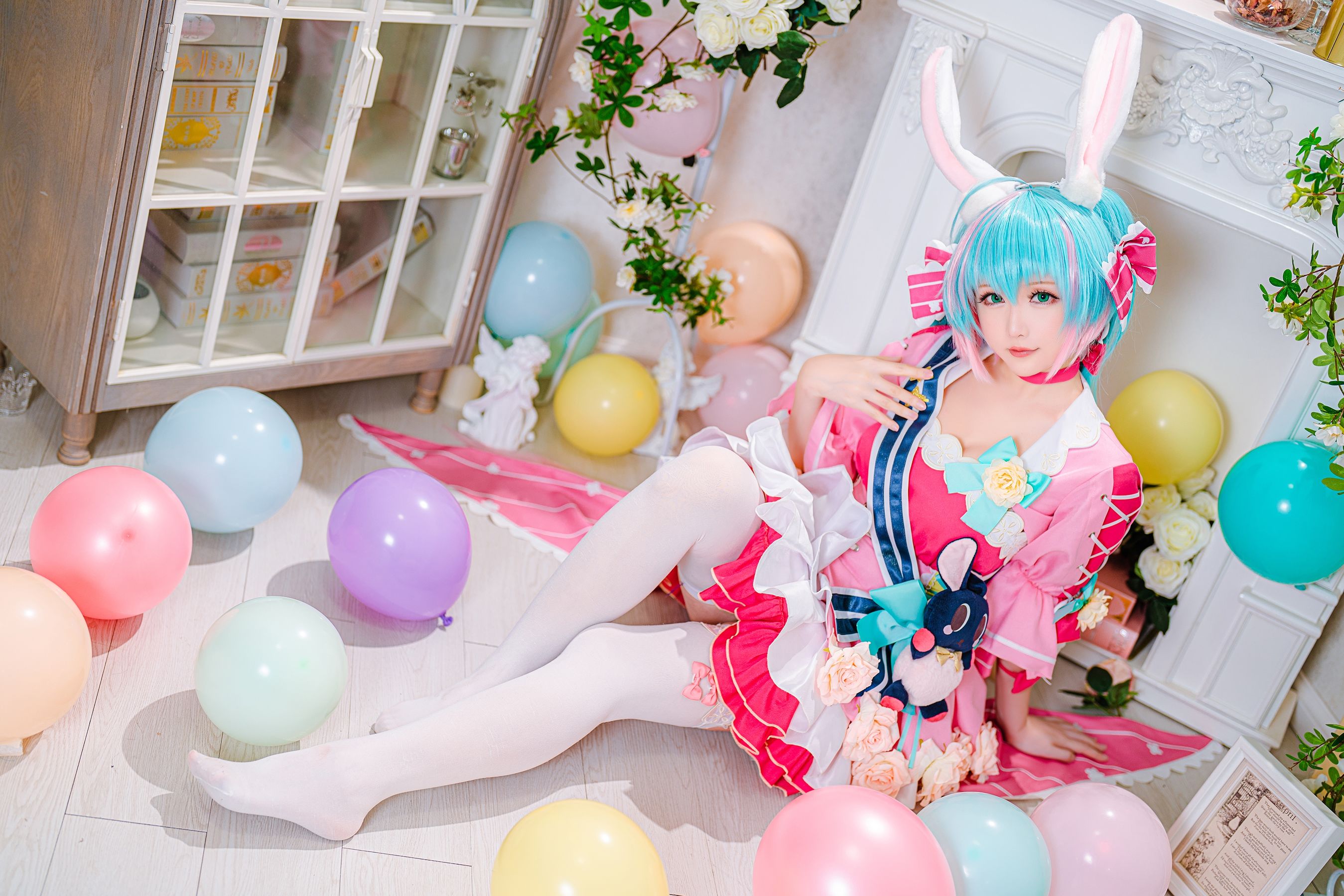 [福利COS] Coser小姐姐星之迟迟 - 情人节 梦梦套组