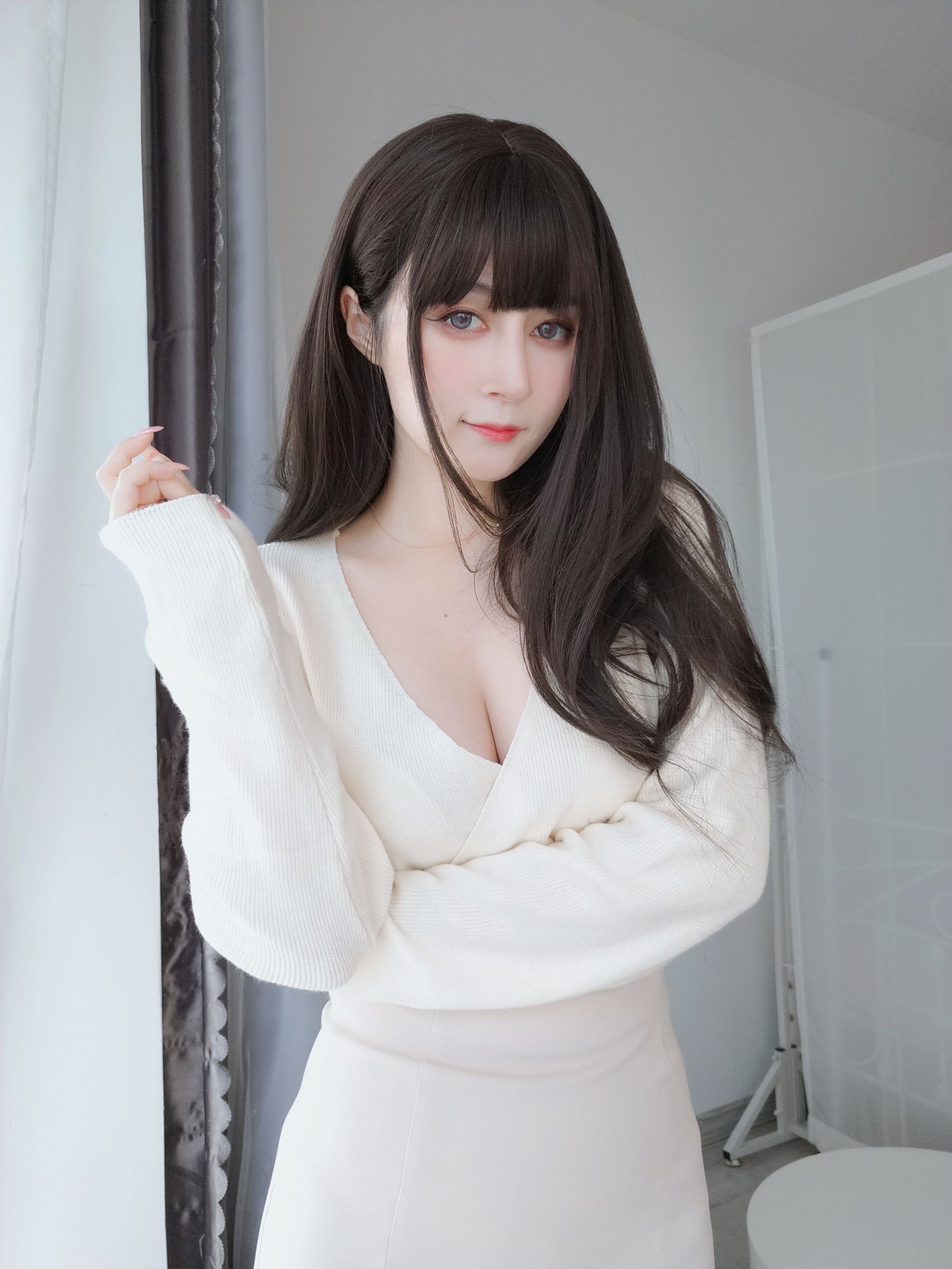 [福利COS] Coser小姐姐白银 - 梦中情人