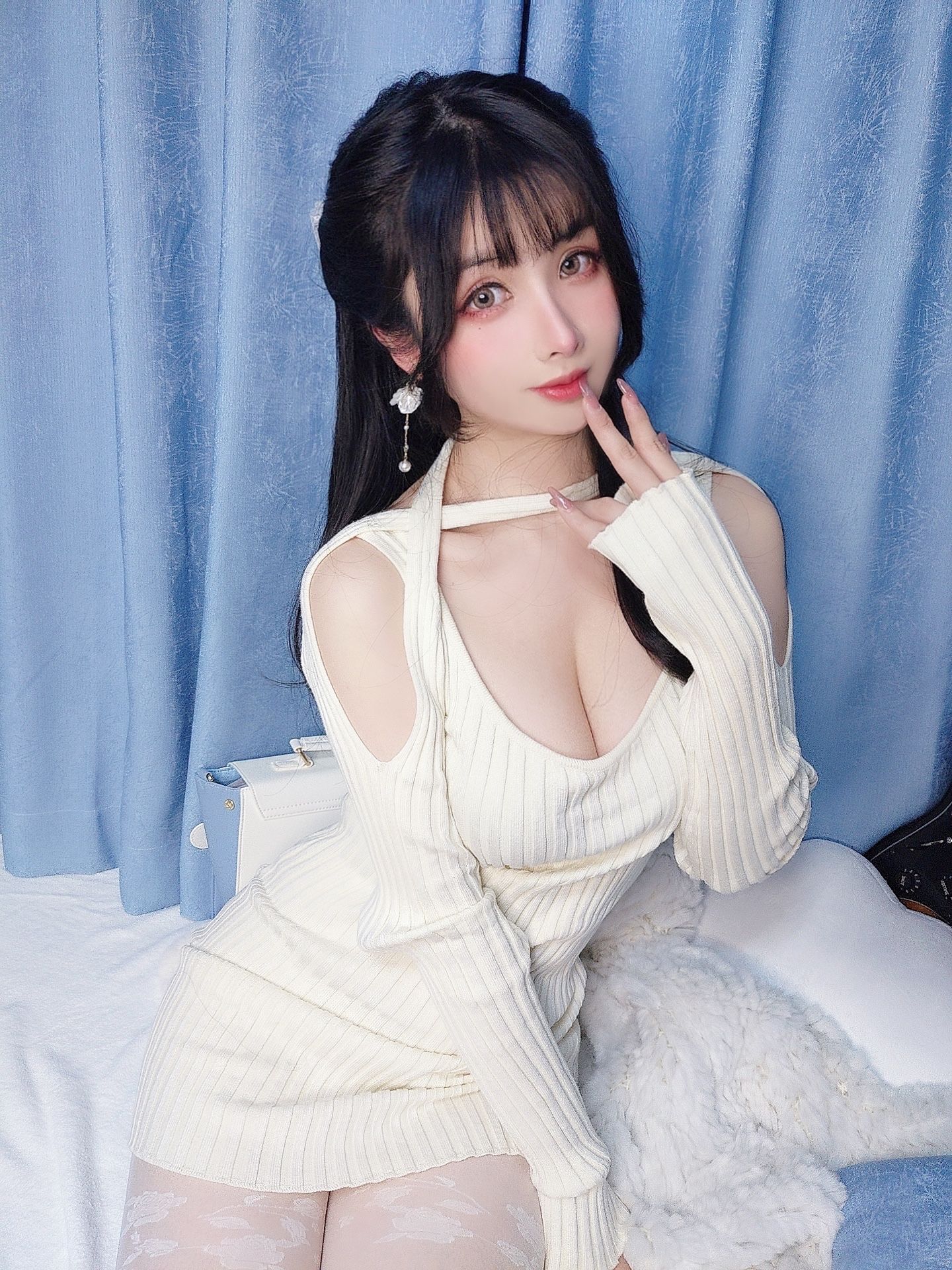 [福利COS] COS福利rioko凉凉子(肉扣热热子) - 元宵节特辑