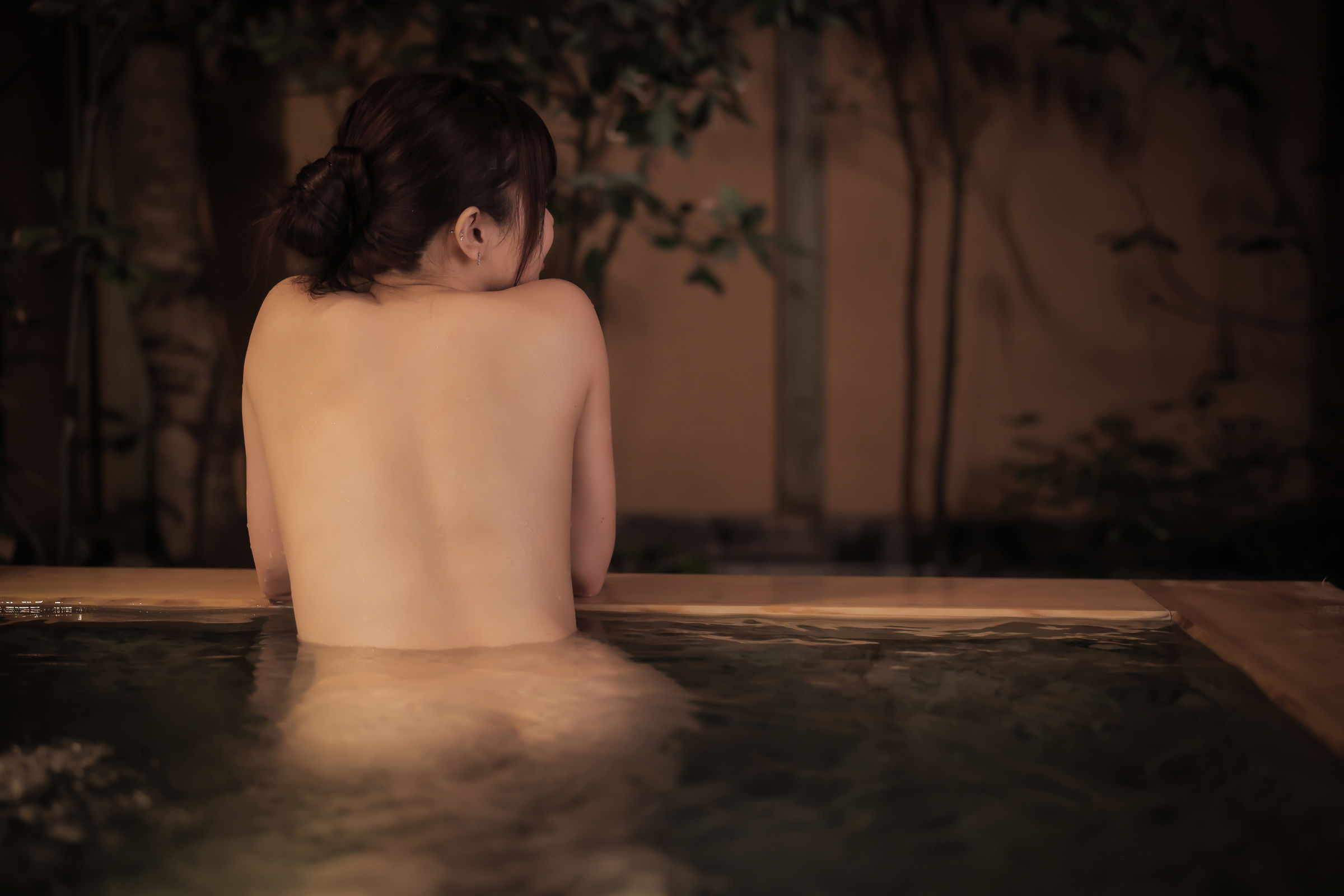 [福利COS] Mai Shirota 白田まい 白田まいと、貸切温泉と、濃厚接触