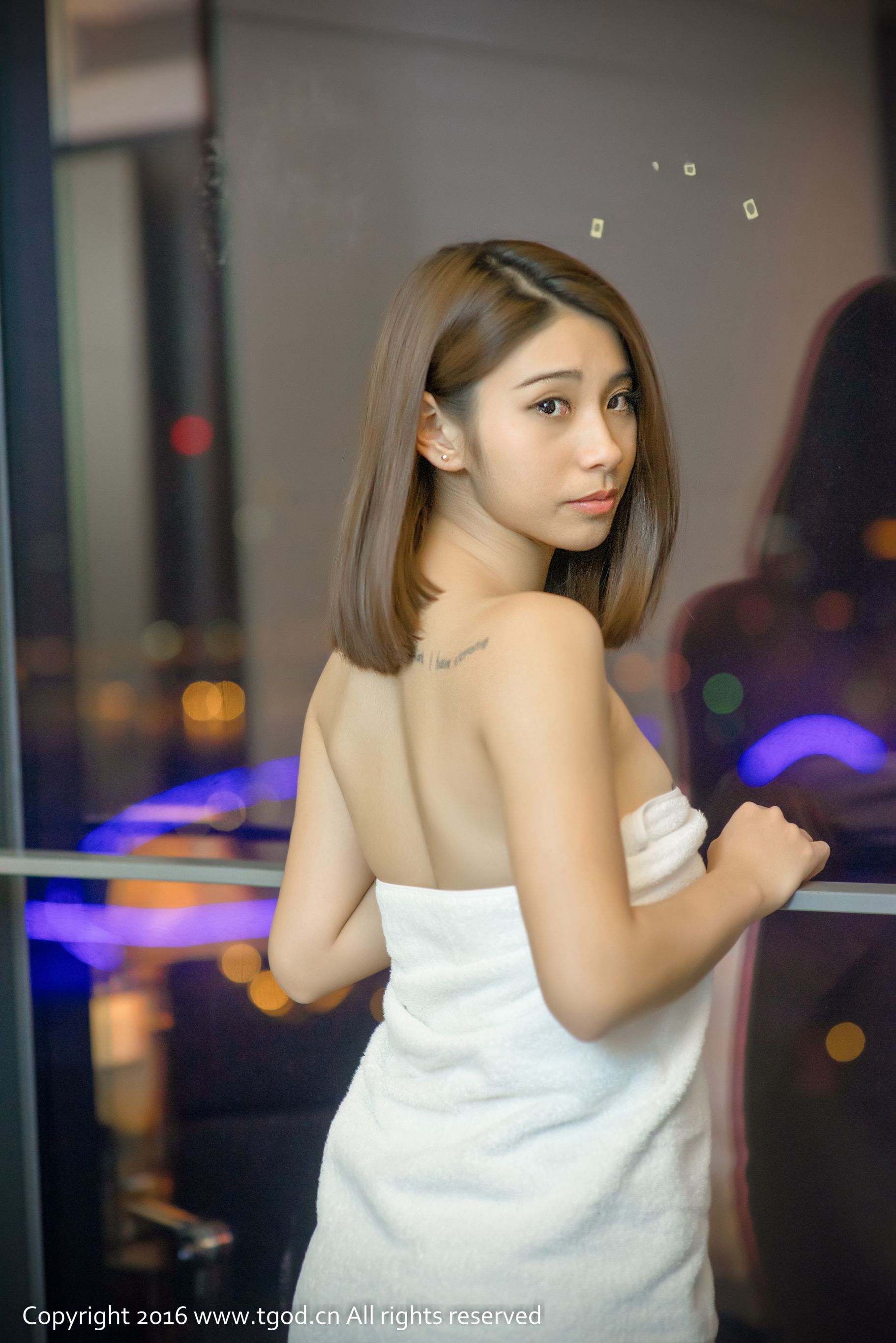 Lee小棠《美色震荡的微笑》 [推女神/御女郎]