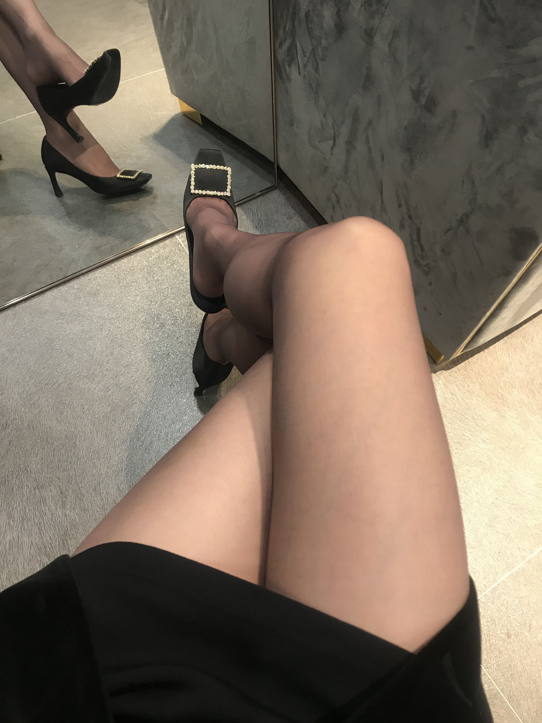 [福利COS] 丝足博主麋鹿_Monroe 2020.04.20 红高黑丝