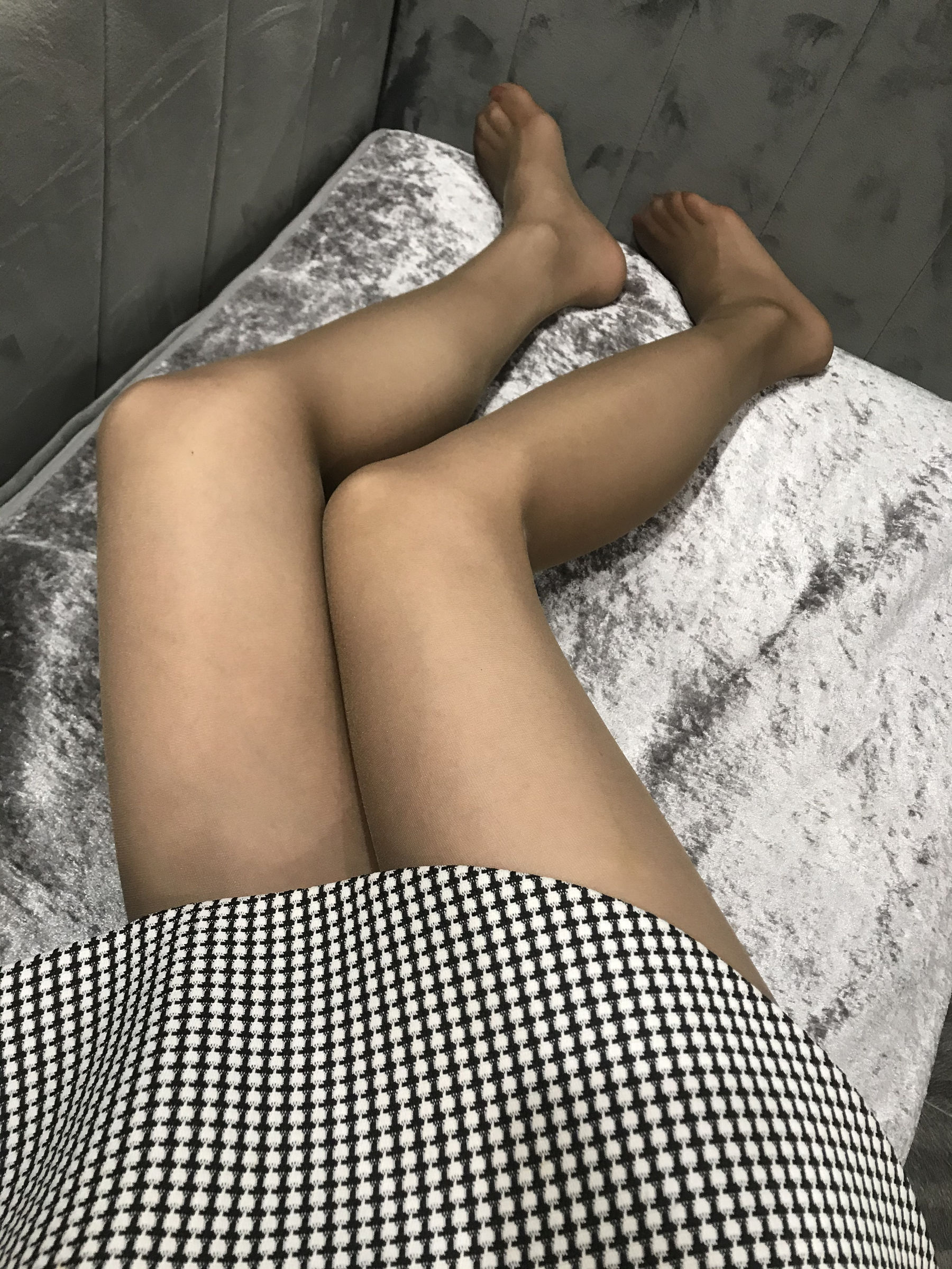 [福利COS] 丝足博主麋鹿_Monroe 2020.04.20 红高黑丝