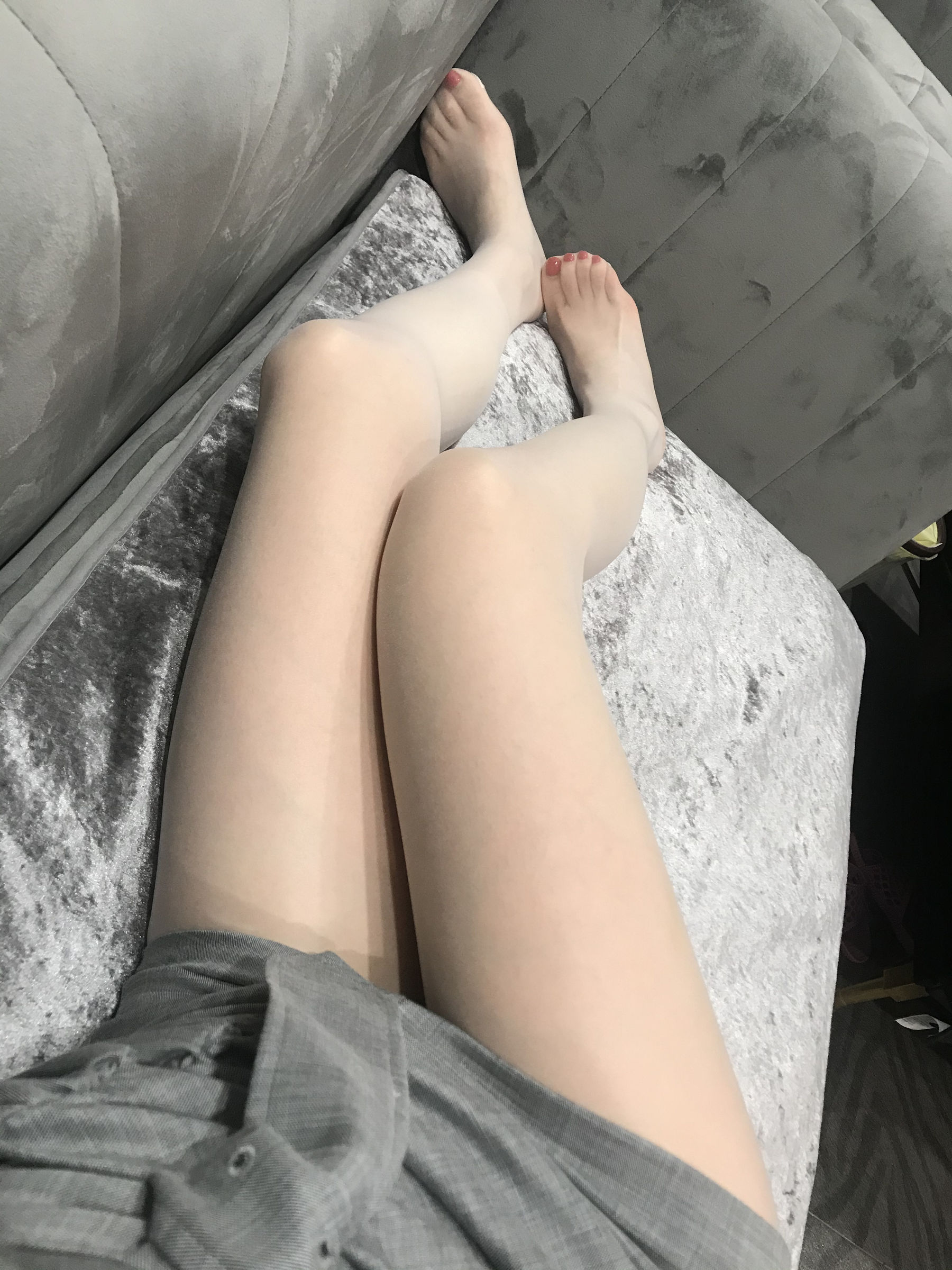 [福利COS] 丝足博主麋鹿_Monroe 2020.04.20 红高黑丝