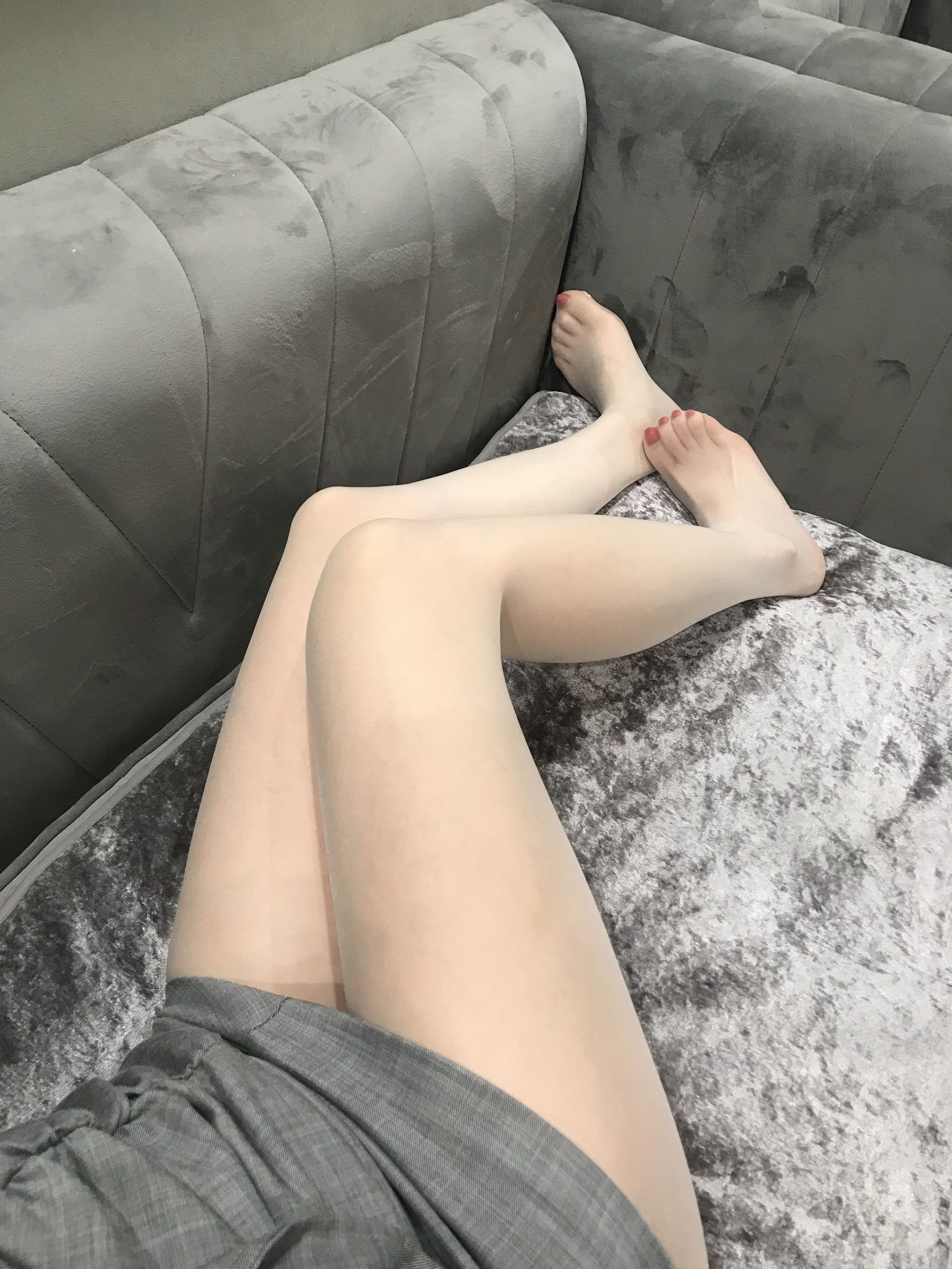[福利COS] 丝足博主麋鹿_Monroe 2020.04.20 红高黑丝