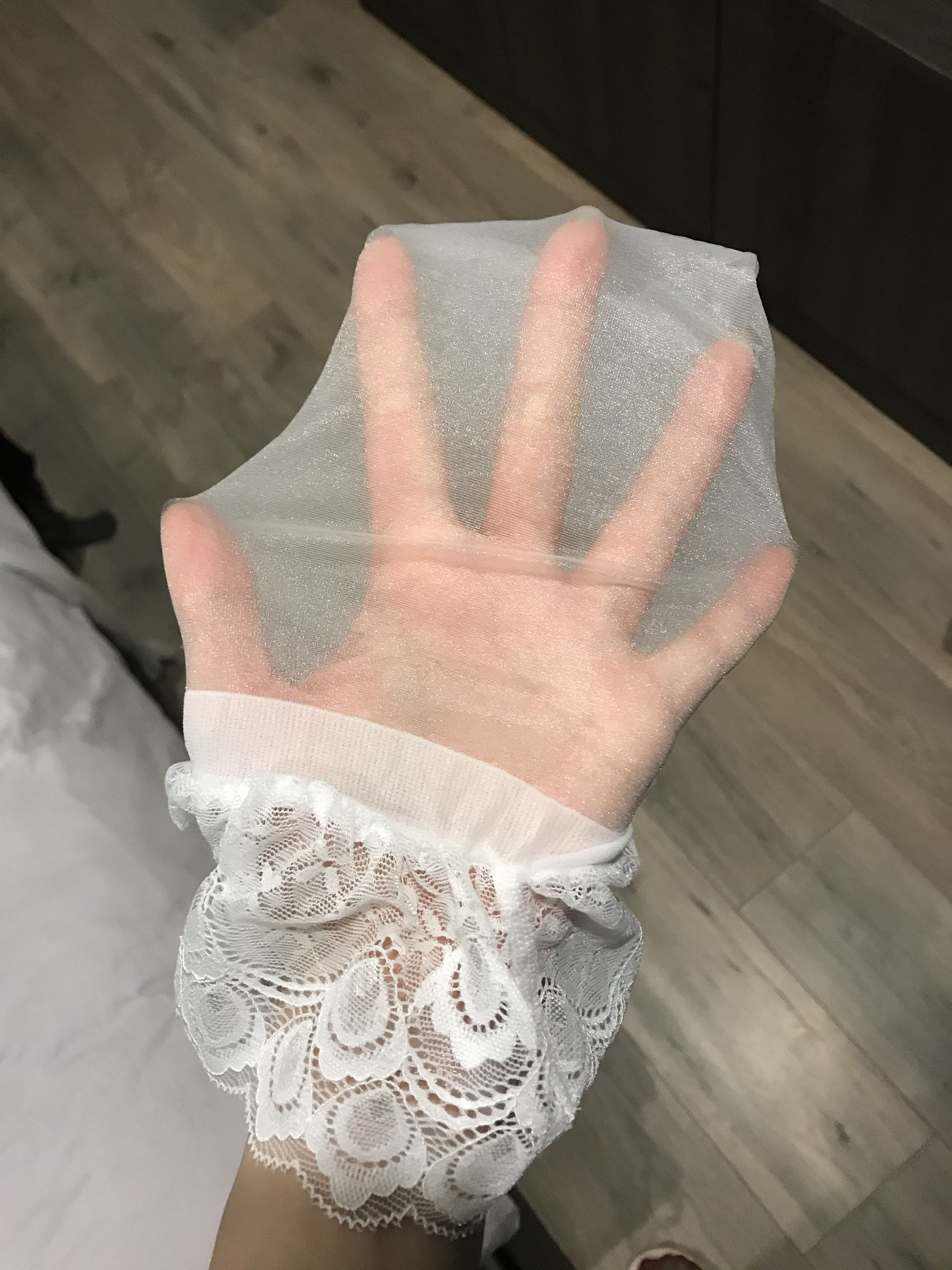 [福利COS] 丝足博主麋鹿_Monroe 2020.04.23 丝袜展示