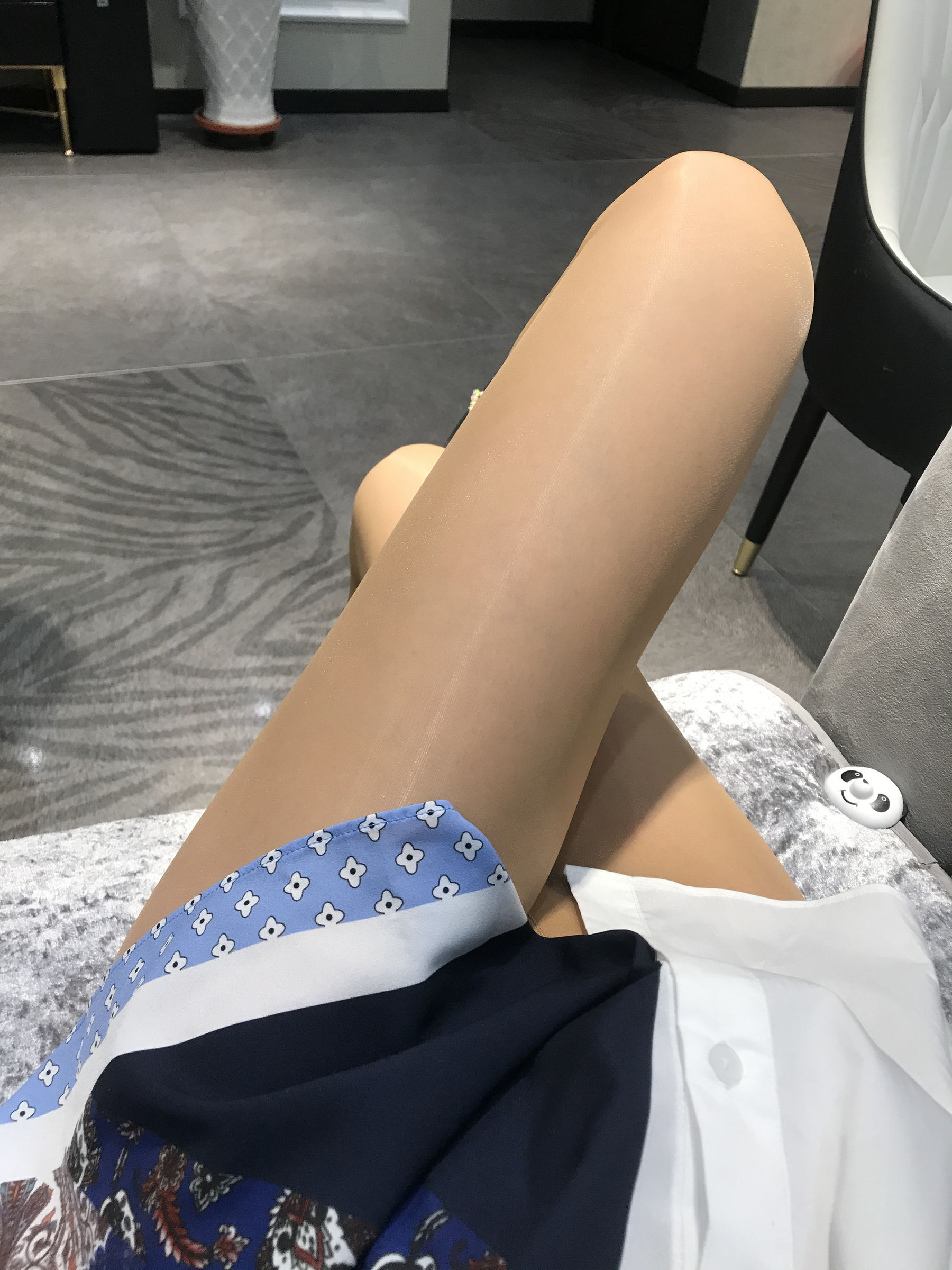 [福利COS] 丝足博主麋鹿_Monroe 2020.04.29 肉色亮丝