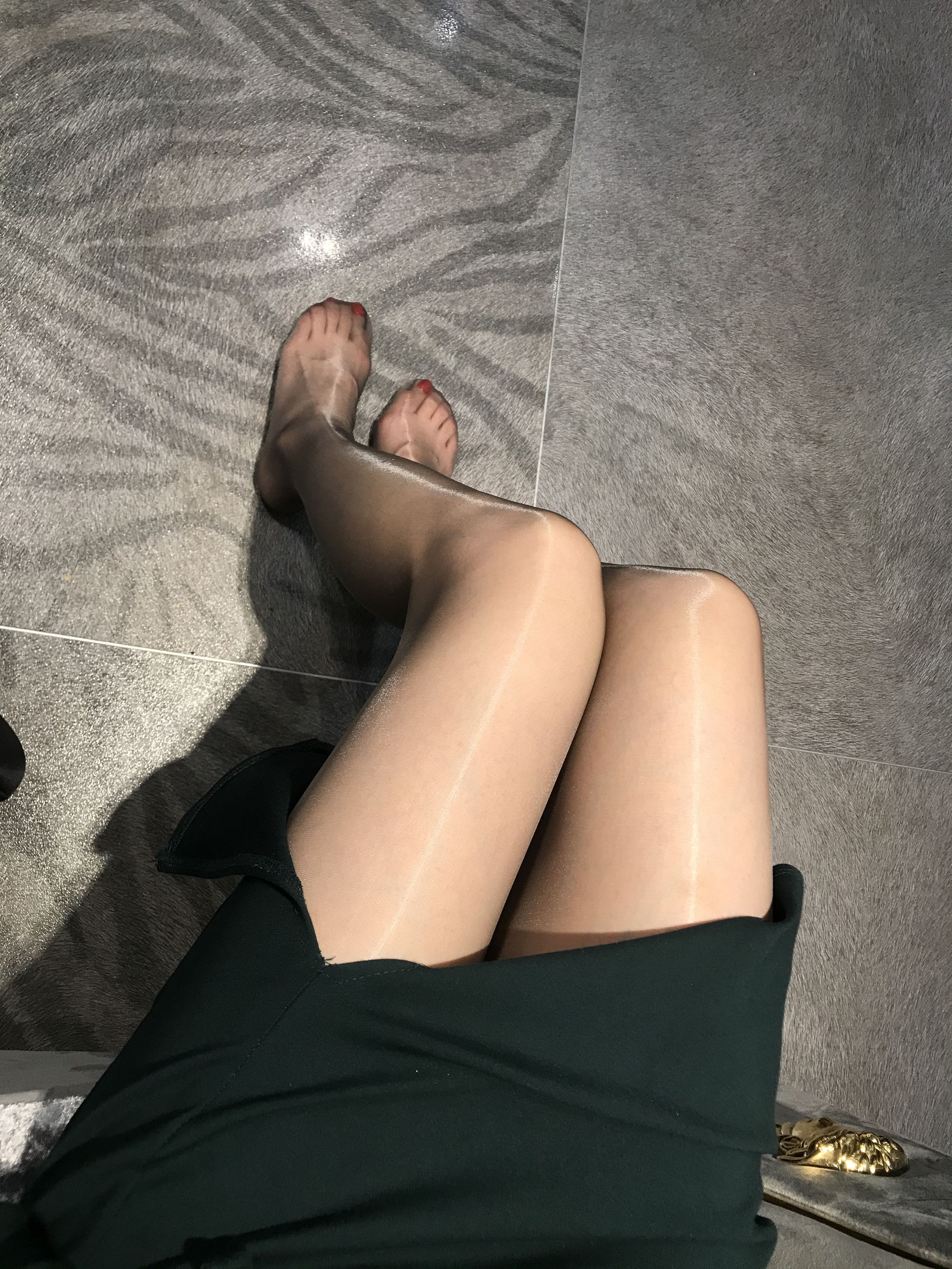 [福利COS] 丝足博主麋鹿_Monroe 2020.04.30 贵妇丝足