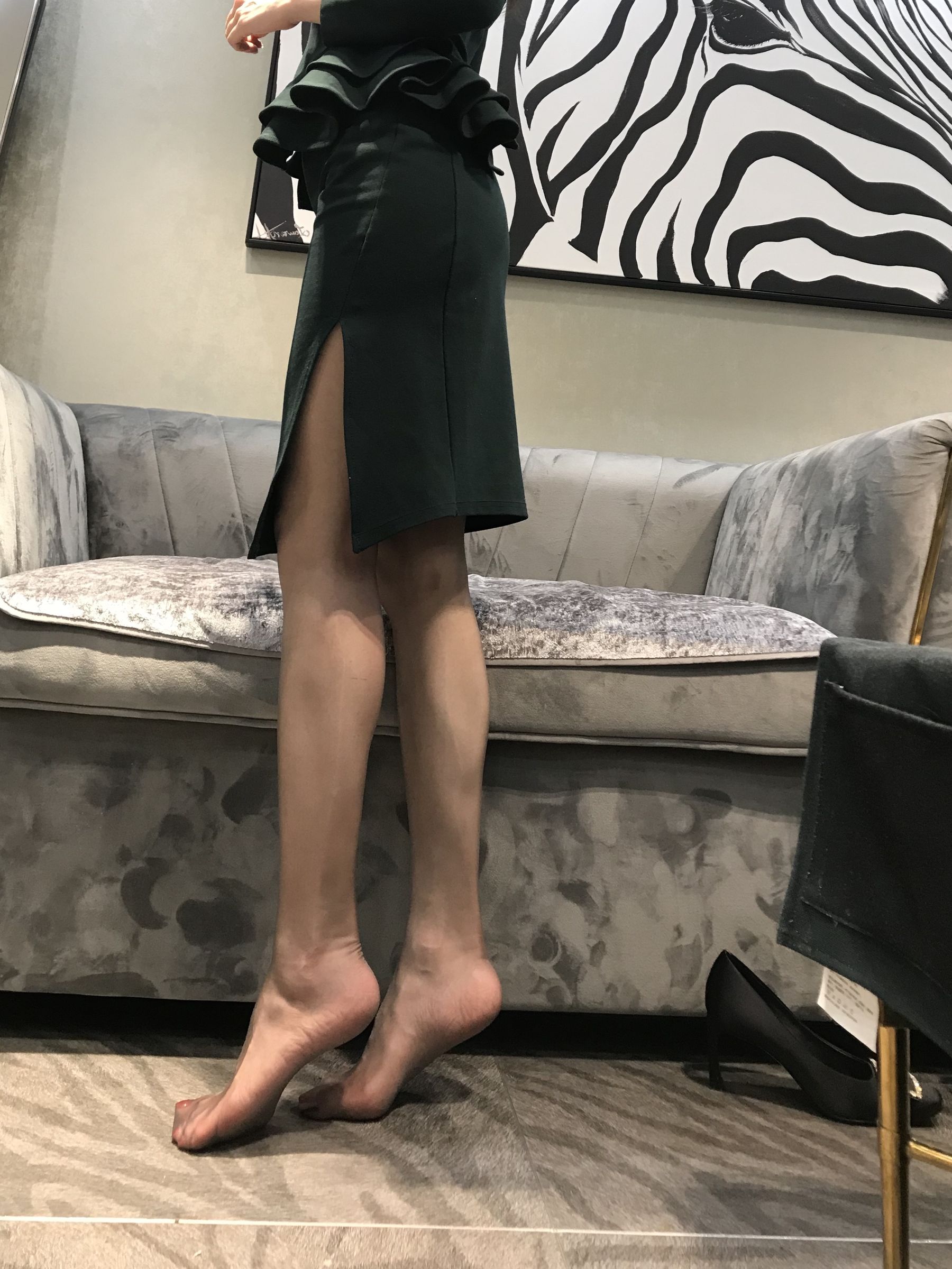 [福利COS] 丝足博主麋鹿_Monroe 2020.04.30 贵妇丝足