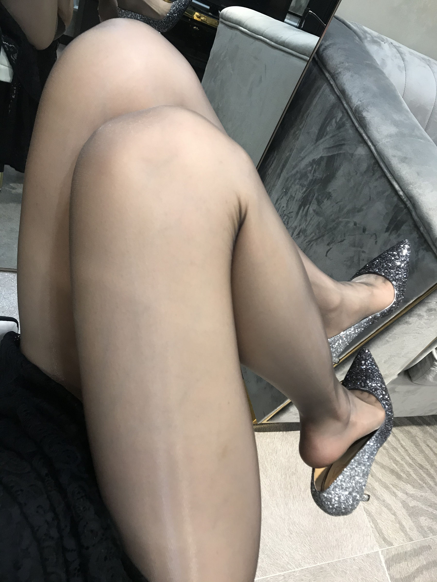 [福利COS] 丝足博主麋鹿_Monroe 2020.05.14 名媛黑丝
