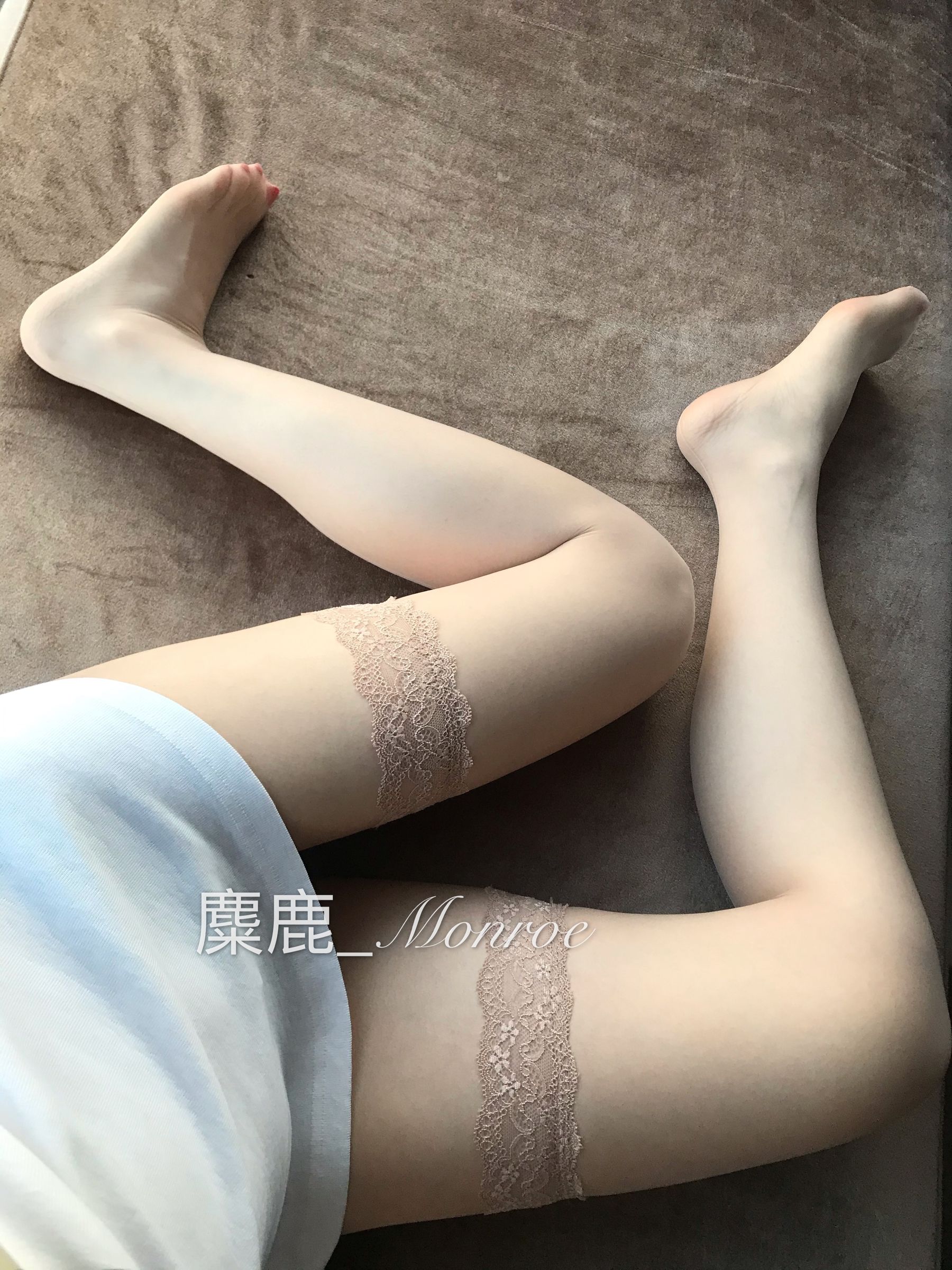 [福利COS] 丝足博主麋鹿_Monroe 2020.05.30 月未丝集