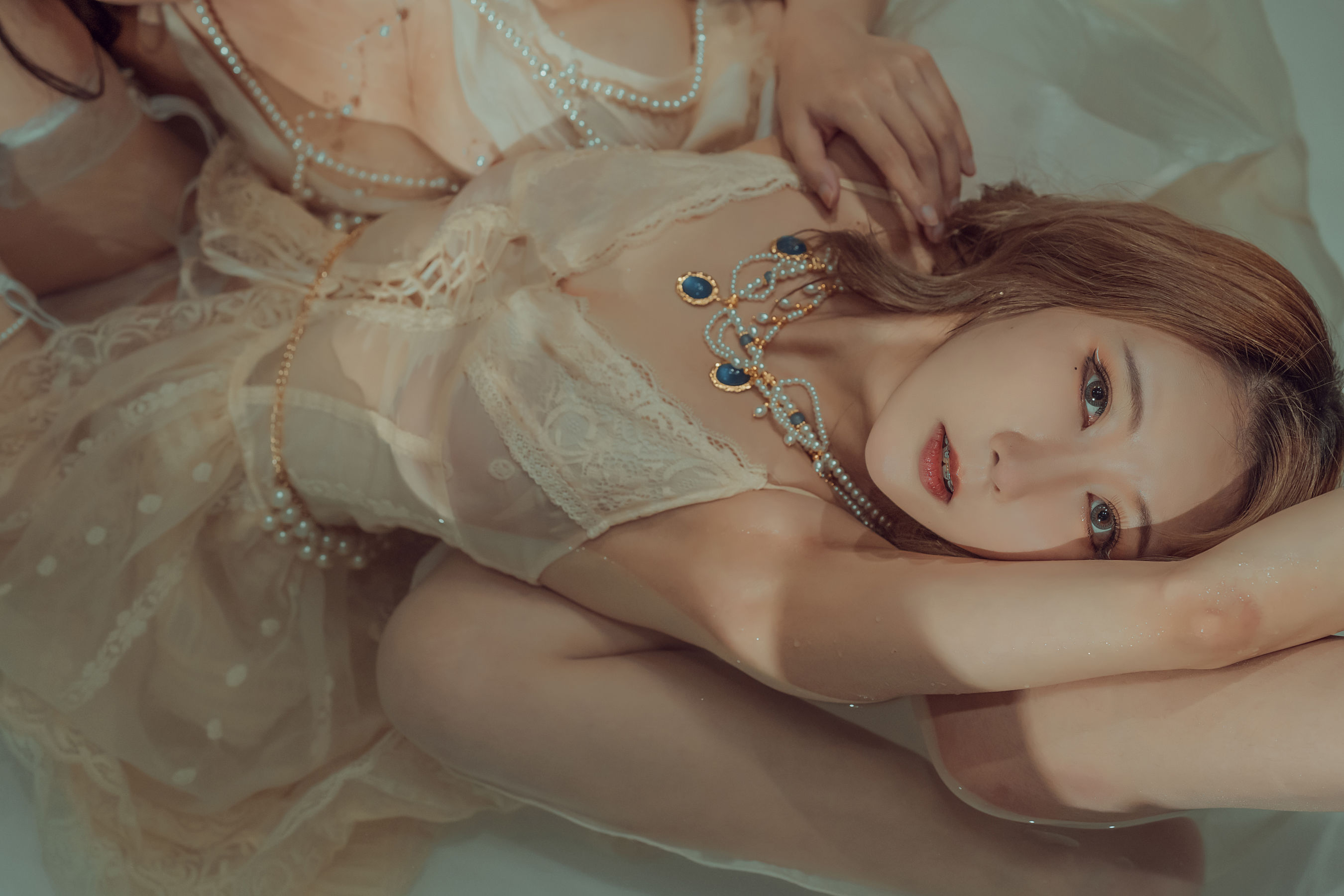 [福利COS] 云溪溪 - 双人百合
