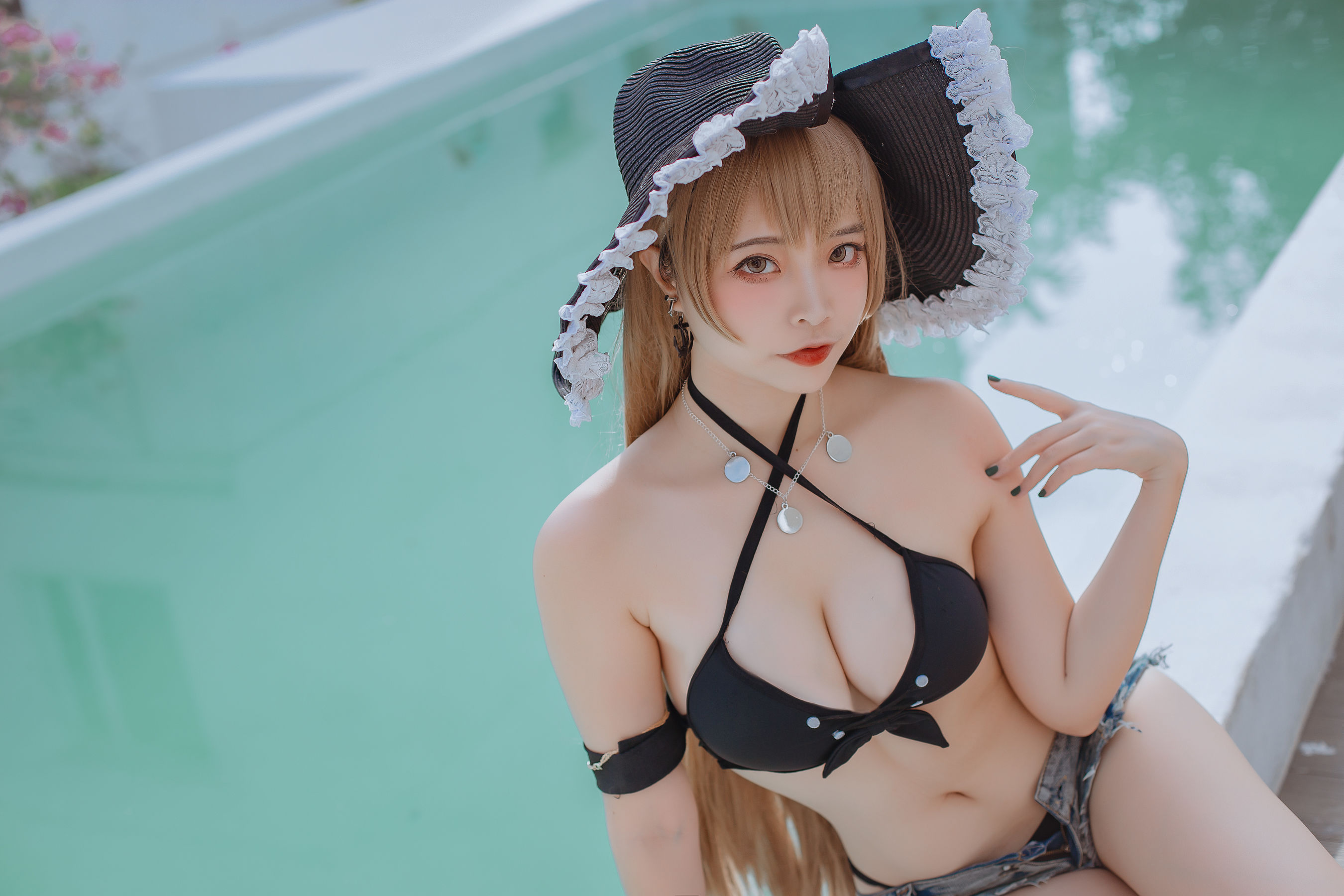 [福利COS] 人气Coser二佐Nisa - 碧蓝 让巴尔泳装