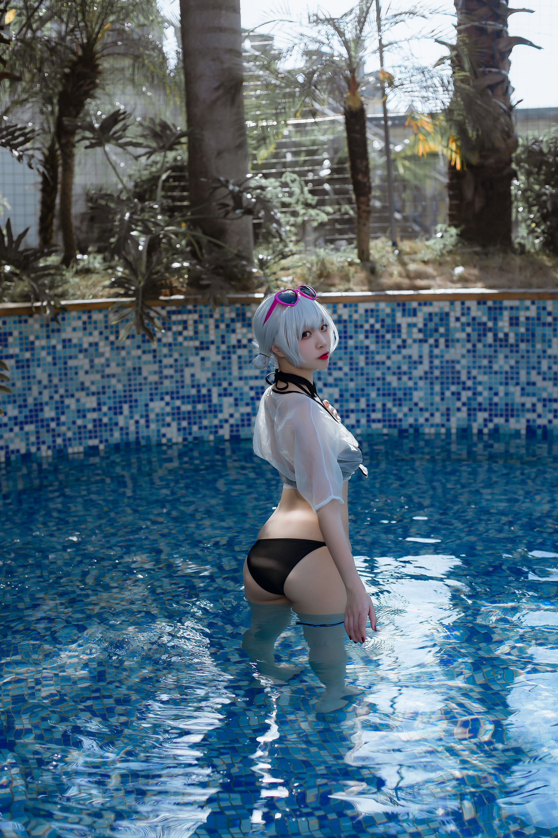 [福利COS] 人气Coser二佐Nisa - 碧蓝航线 天狼星泳装