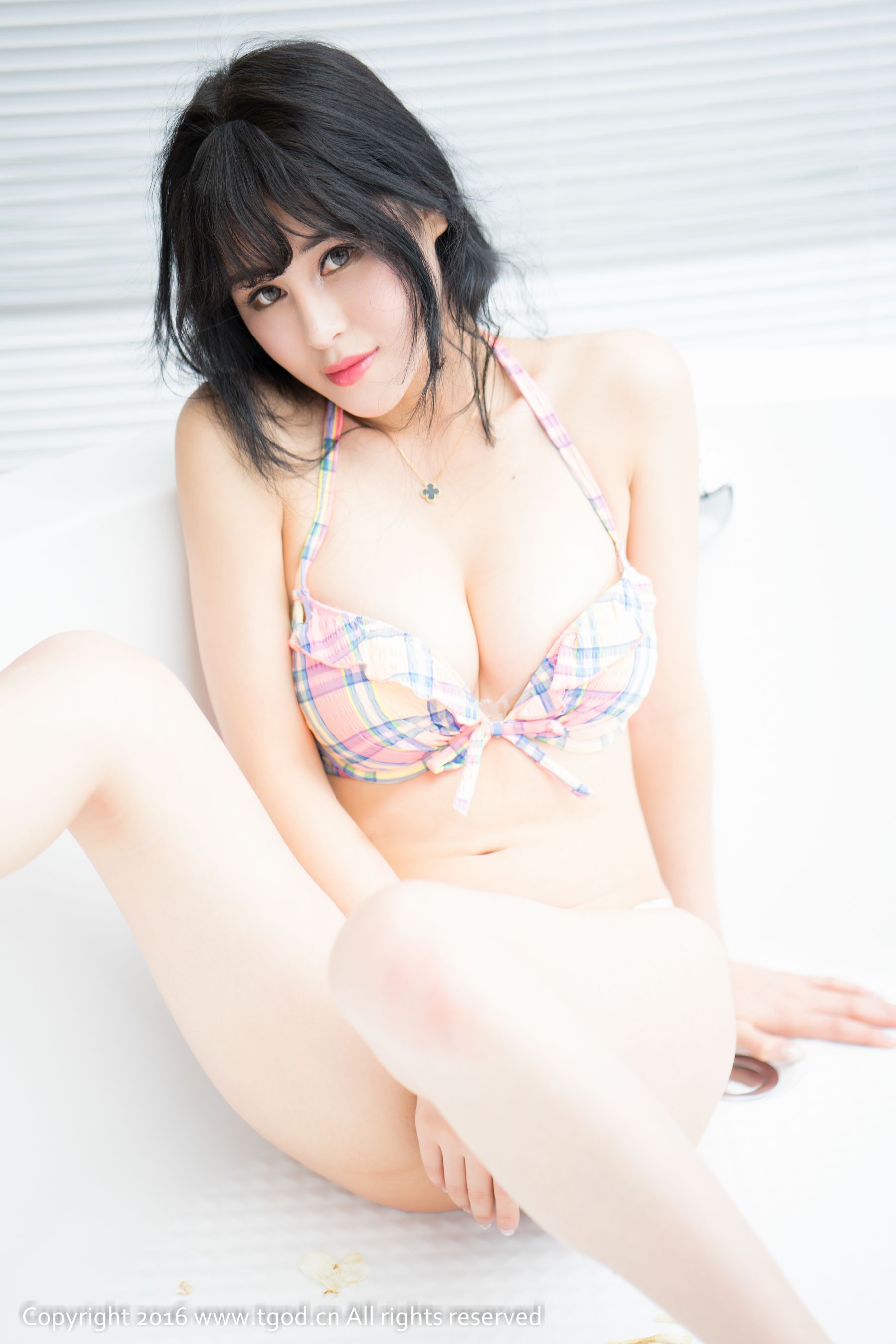 叶佳颐《如此恬静而风韵十足的女神》 [推女神/尤蜜荟]