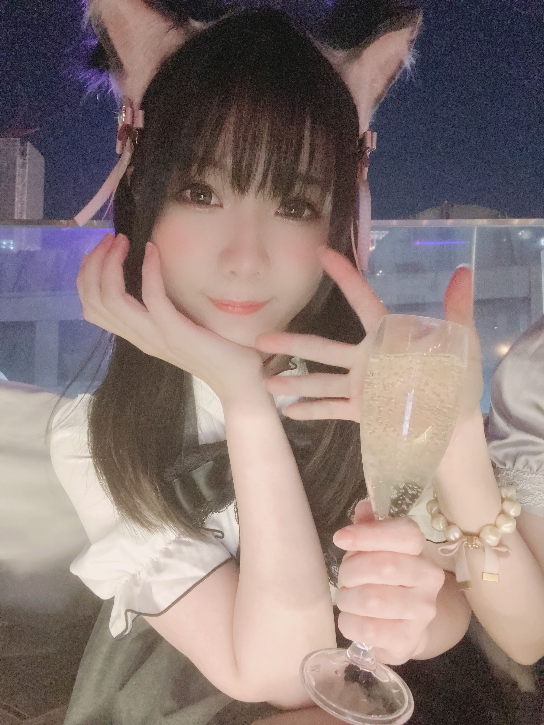 [福利COS] 微博妹纸霜月shimo - 一緒に飲みますか？
