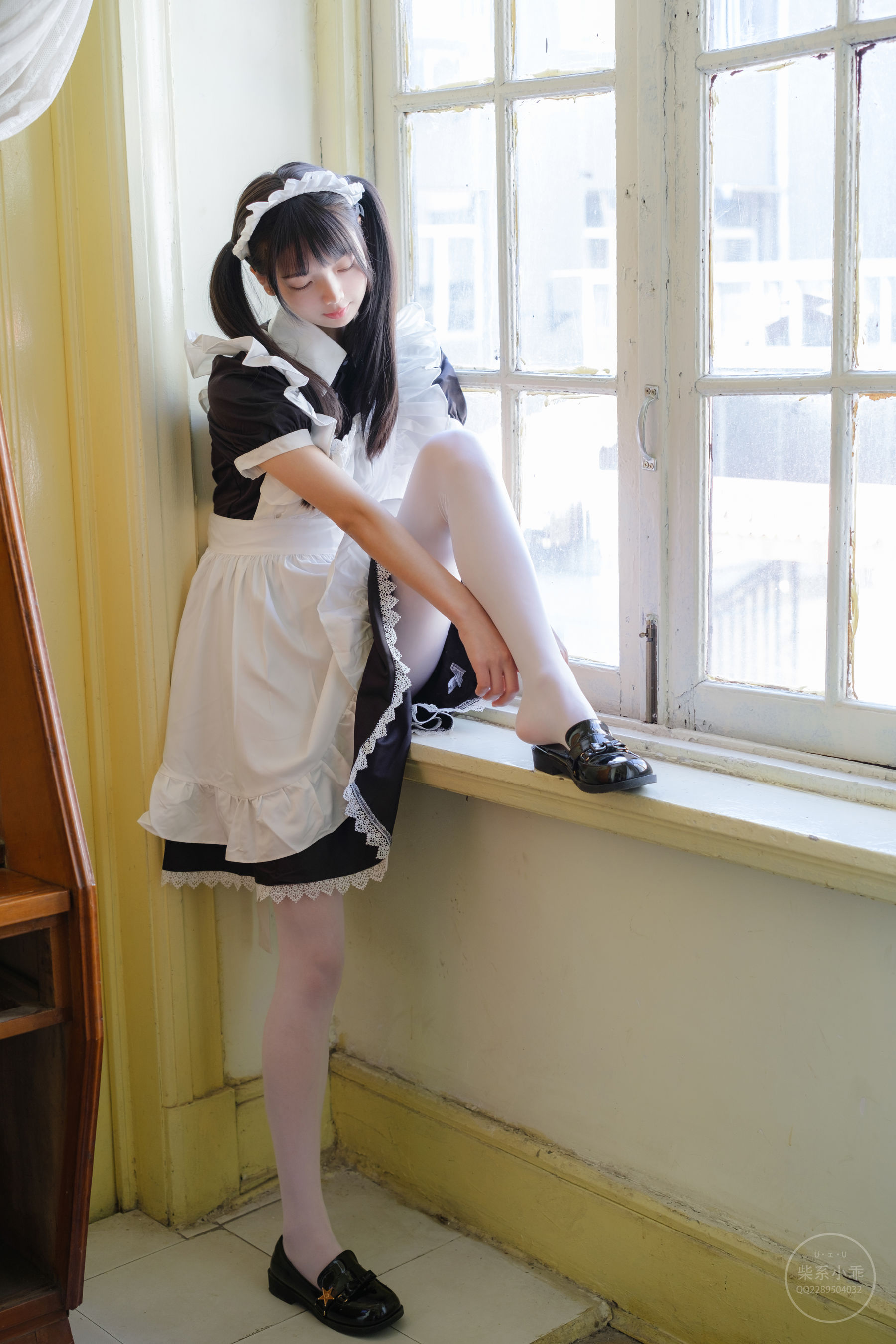 [福利COS] 柴系小乖(稚乖画册) - 夜夜白丝女仆