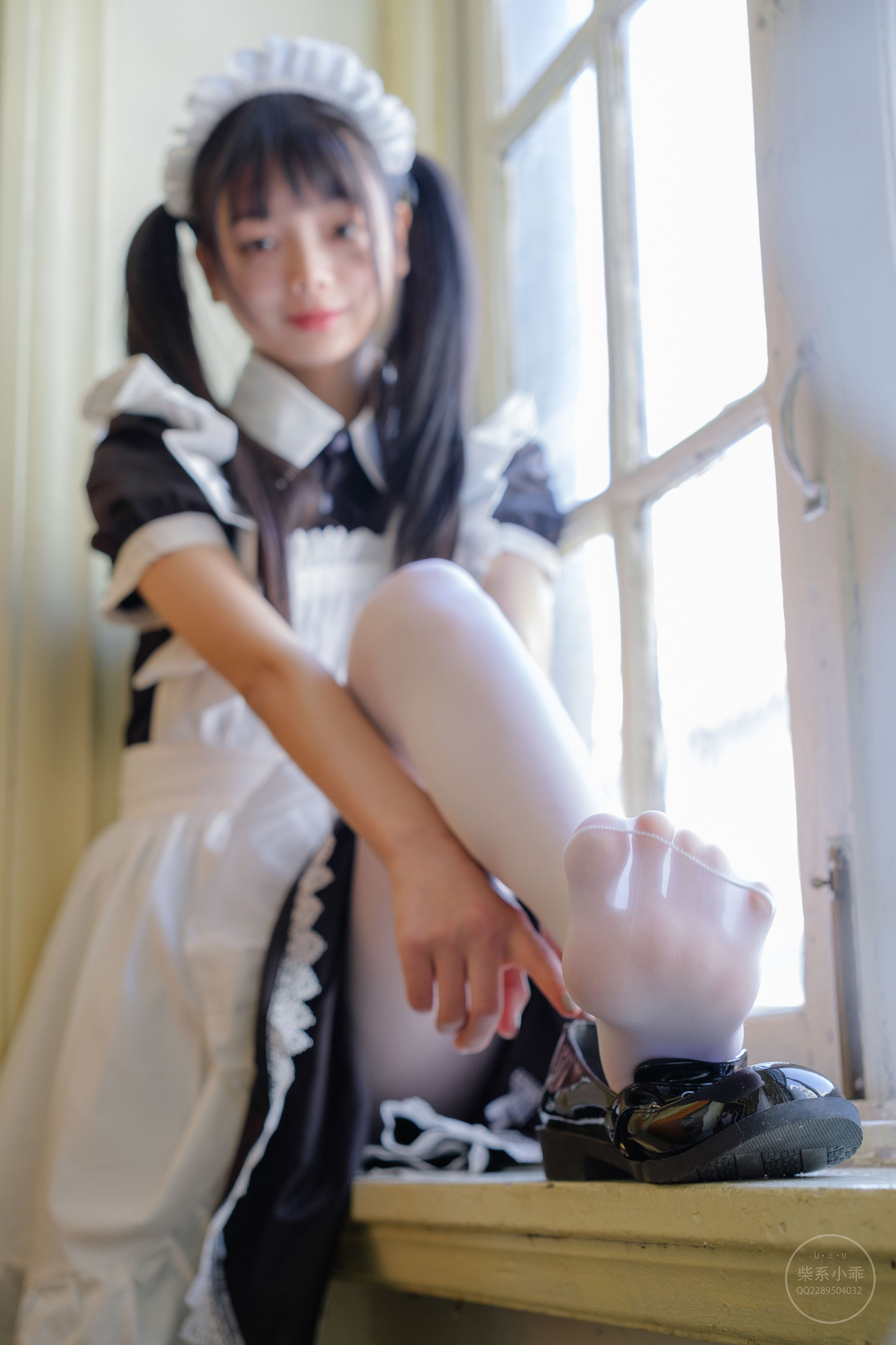 [福利COS] 柴系小乖(稚乖画册) - 夜夜白丝女仆