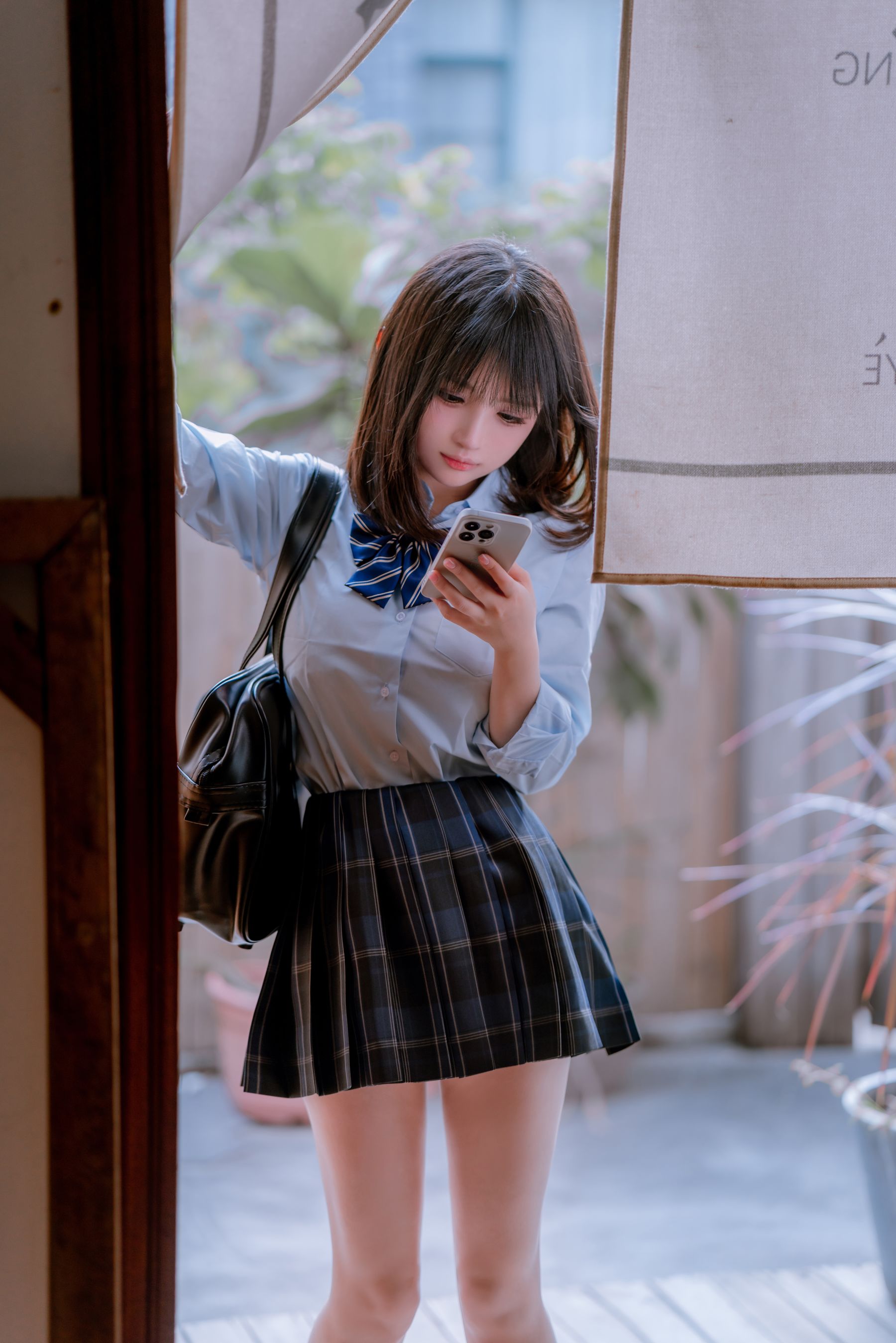 [福利COS] 桜井宁宁 - JK之居家