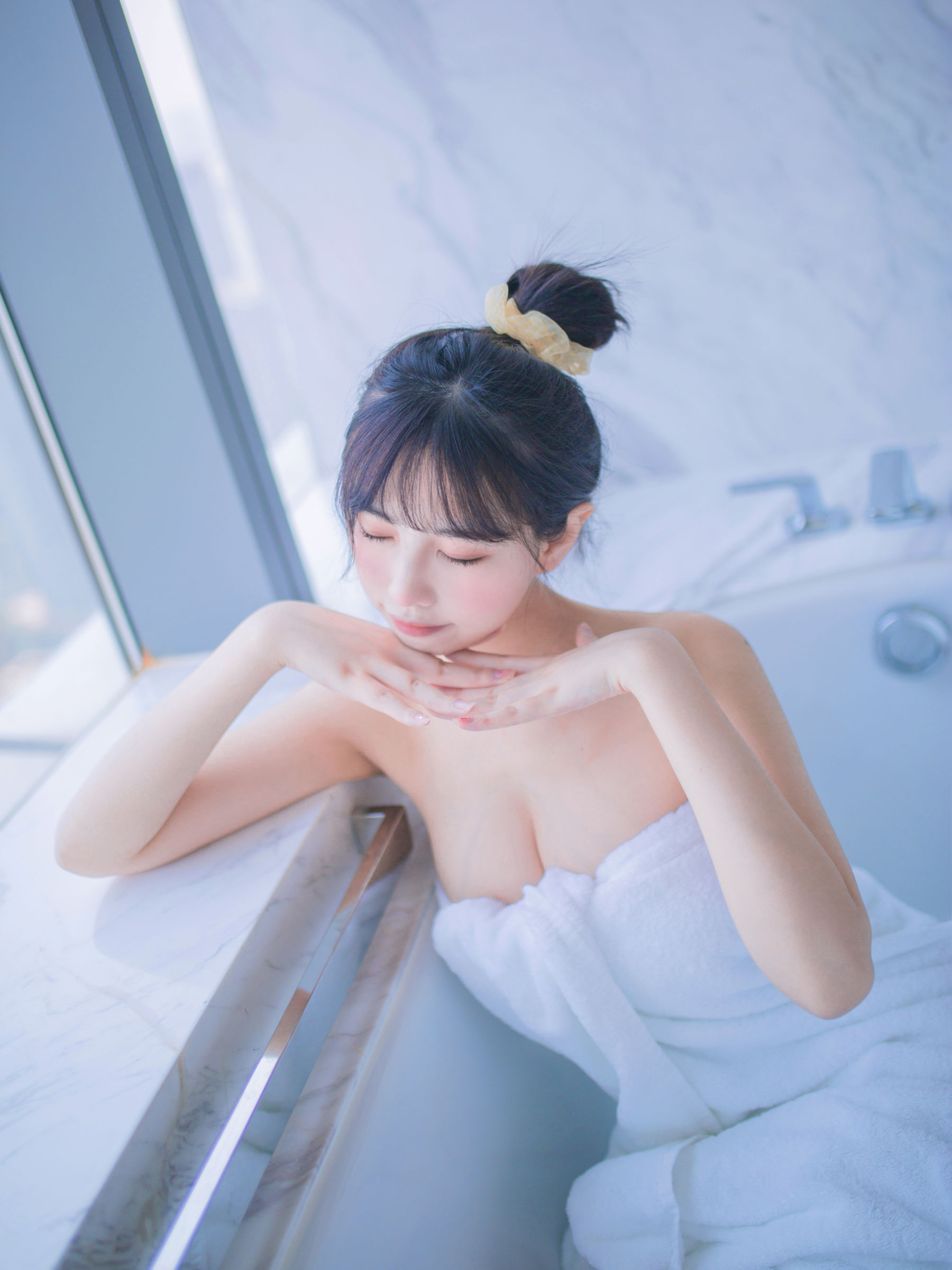 [福利COS] 次元少女念雪ww - 加载可爱