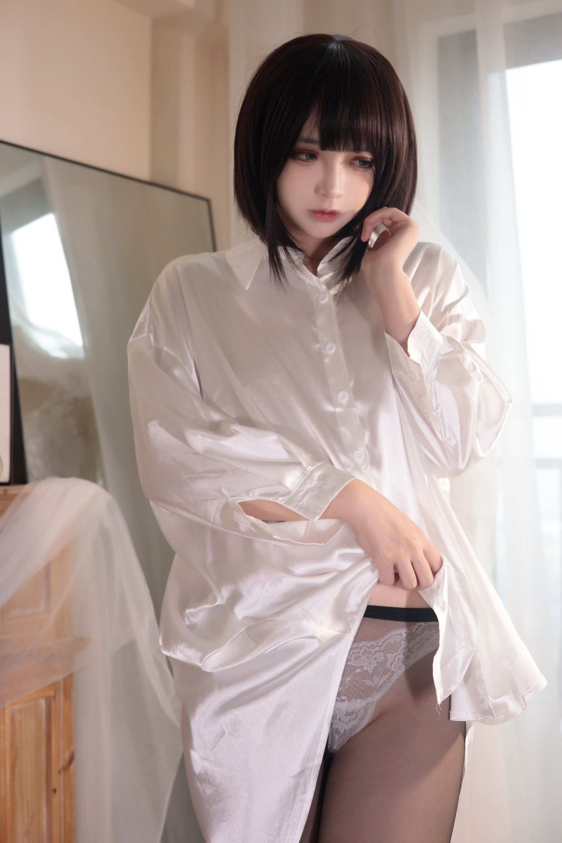 [福利COS] 疯猫ss - 白衬衫少女