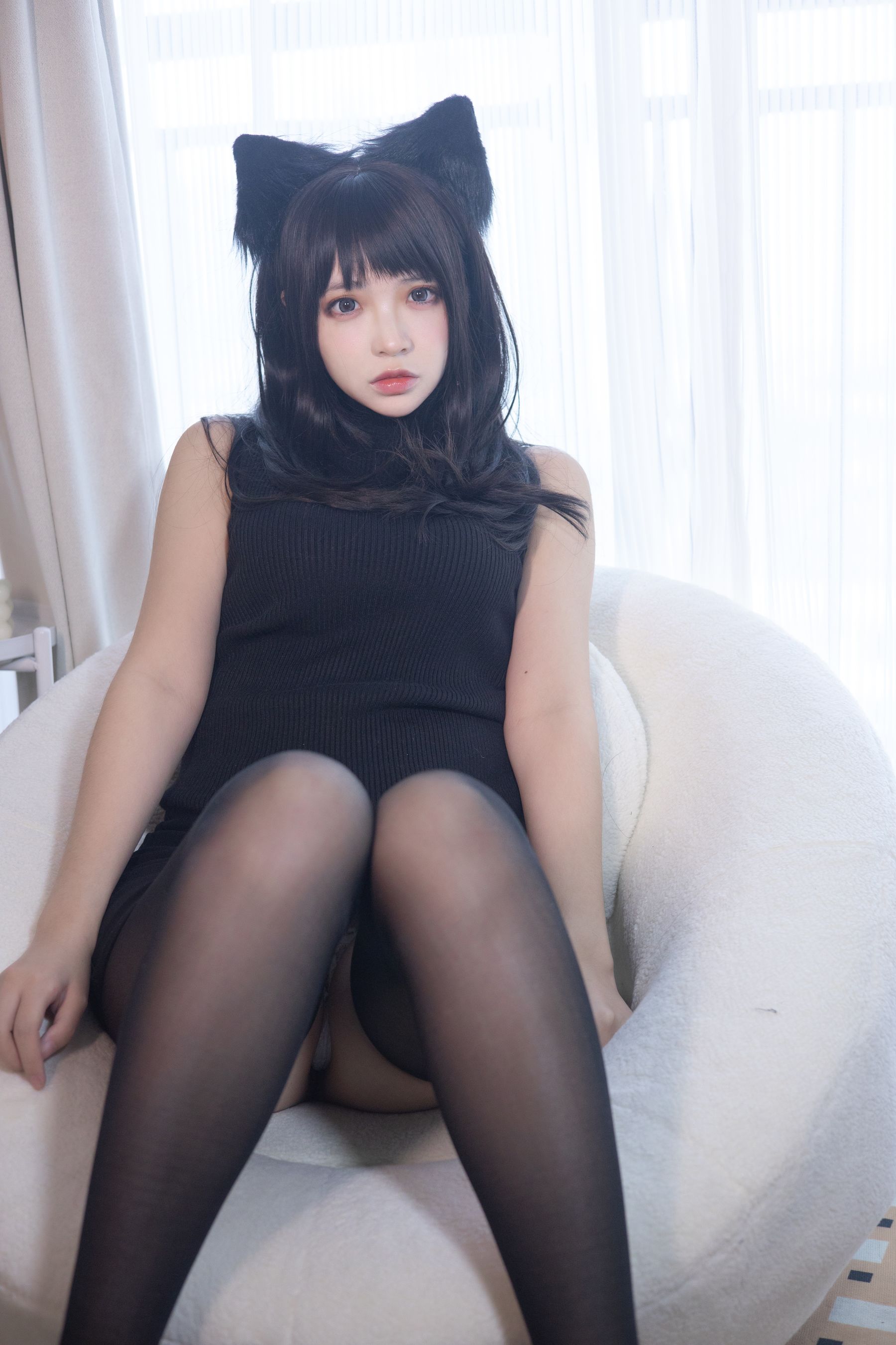[福利COS] 疯猫ss - 黑毛衣少女