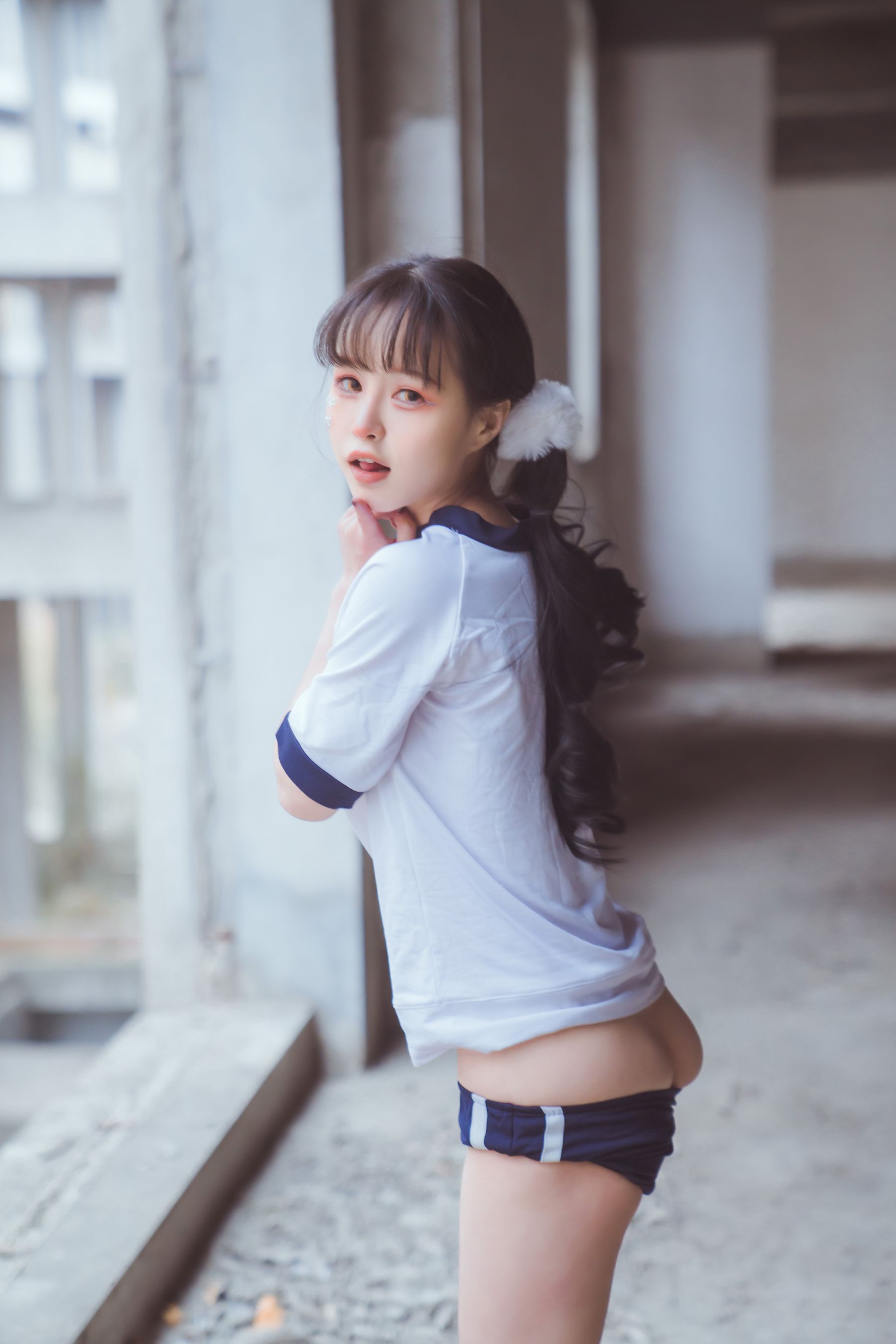 [福利COS] 美少女晕崽 - 工地日记