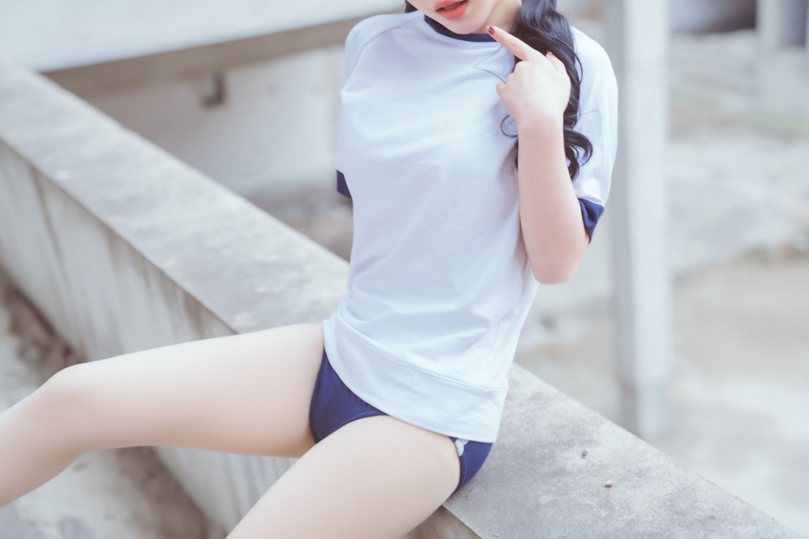 [福利COS] 美少女晕崽 - 工地日记
