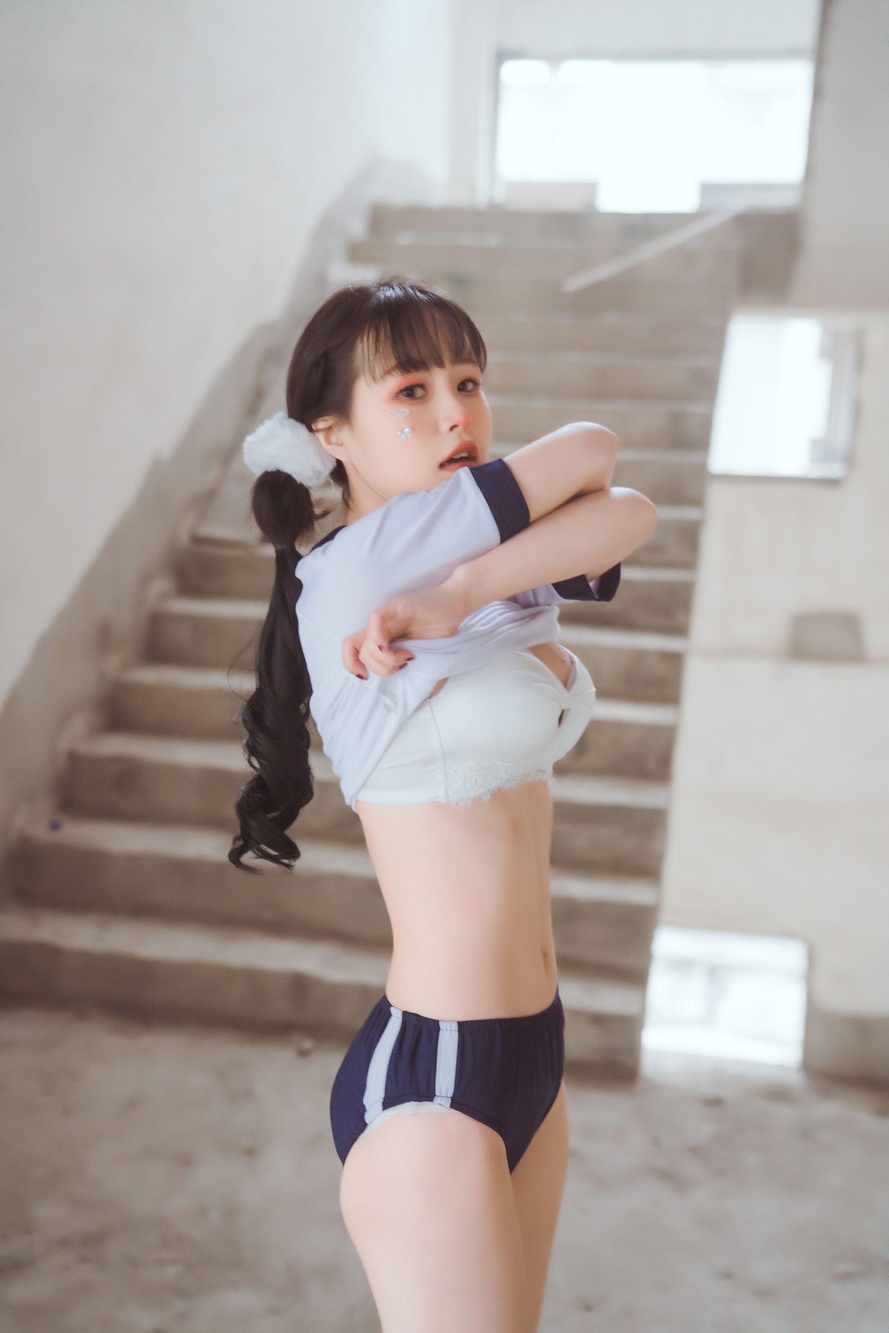 [福利COS] 美少女晕崽 - 工地日记
