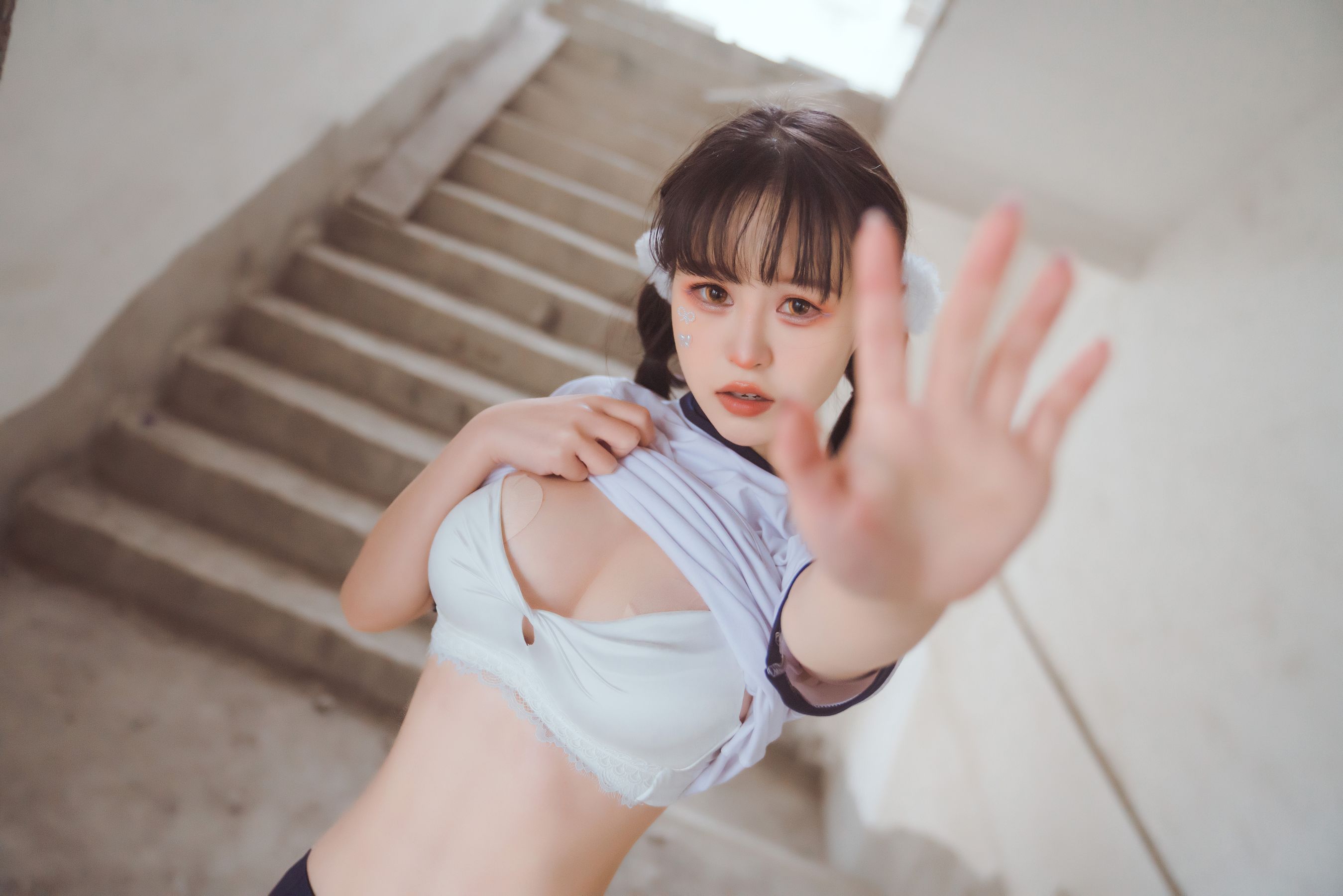 [福利COS] 美少女晕崽 - 工地日记