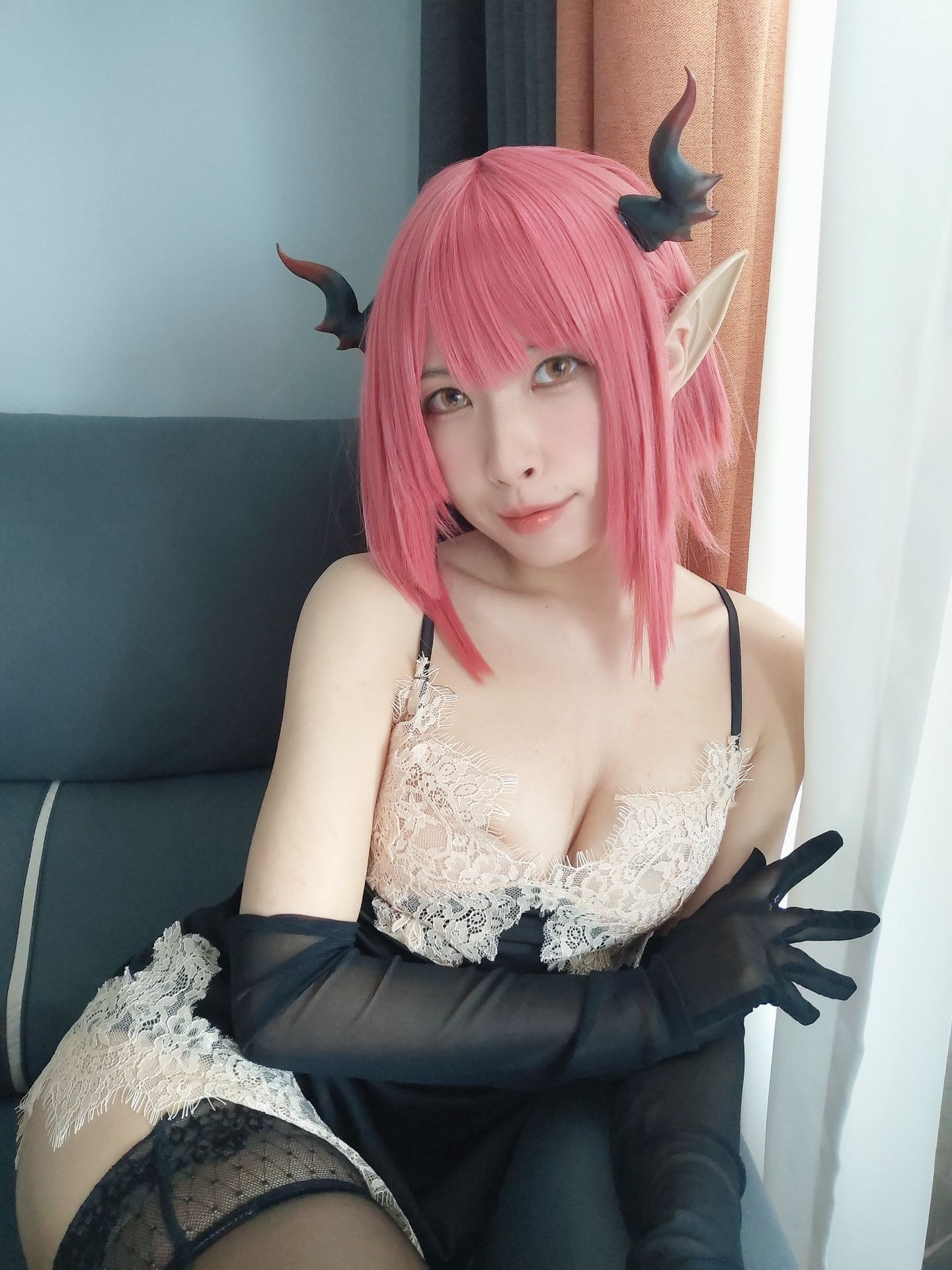 [福利COS] 莉莉丝 - 实习魅魔之睡衣篇