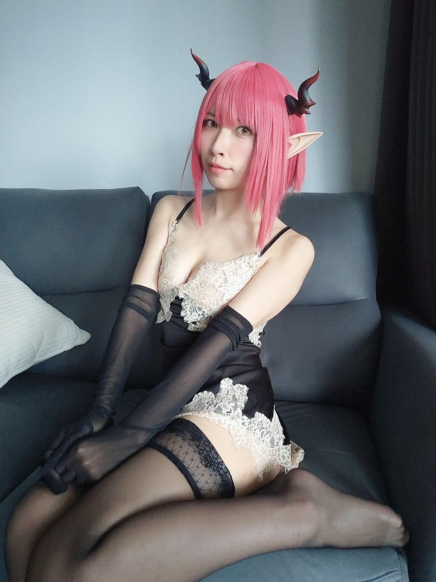 [福利COS] 莉莉丝 - 实习魅魔之睡衣篇