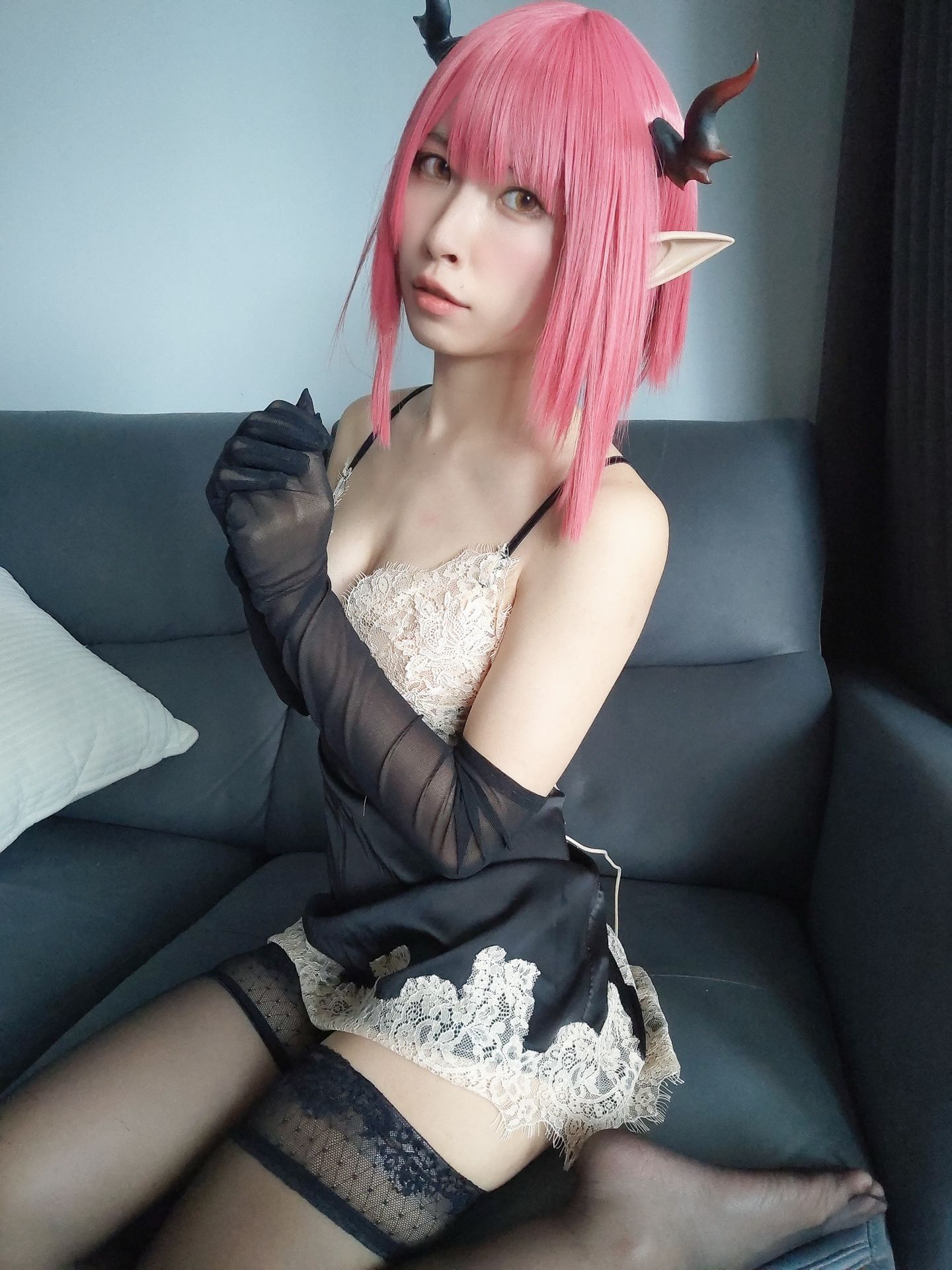 [福利COS] 莉莉丝 - 实习魅魔之睡衣篇