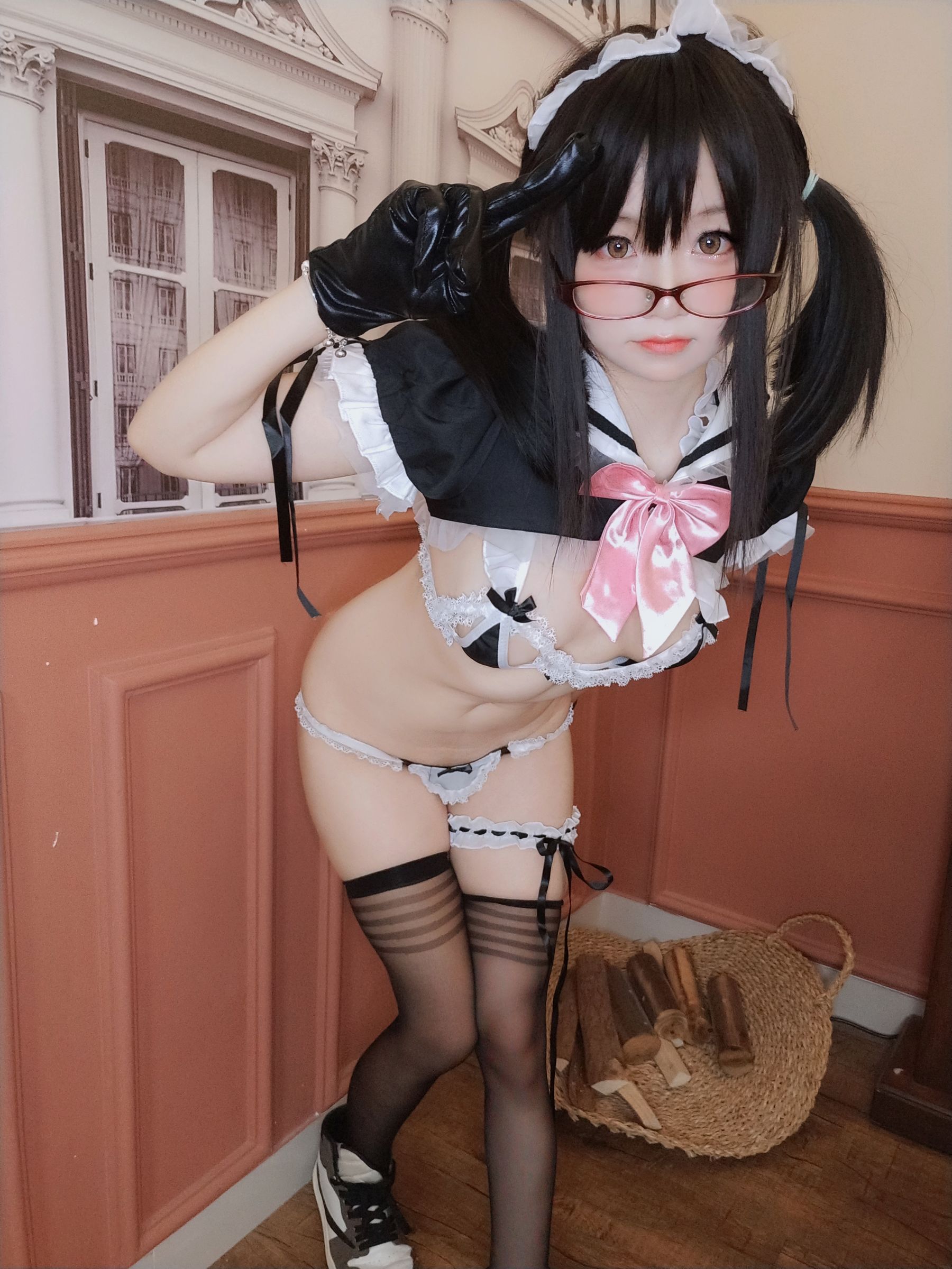 [福利COS] 萌妹子Coser摇摇乐yoyo fantia 11月会员合集 眼镜女仆