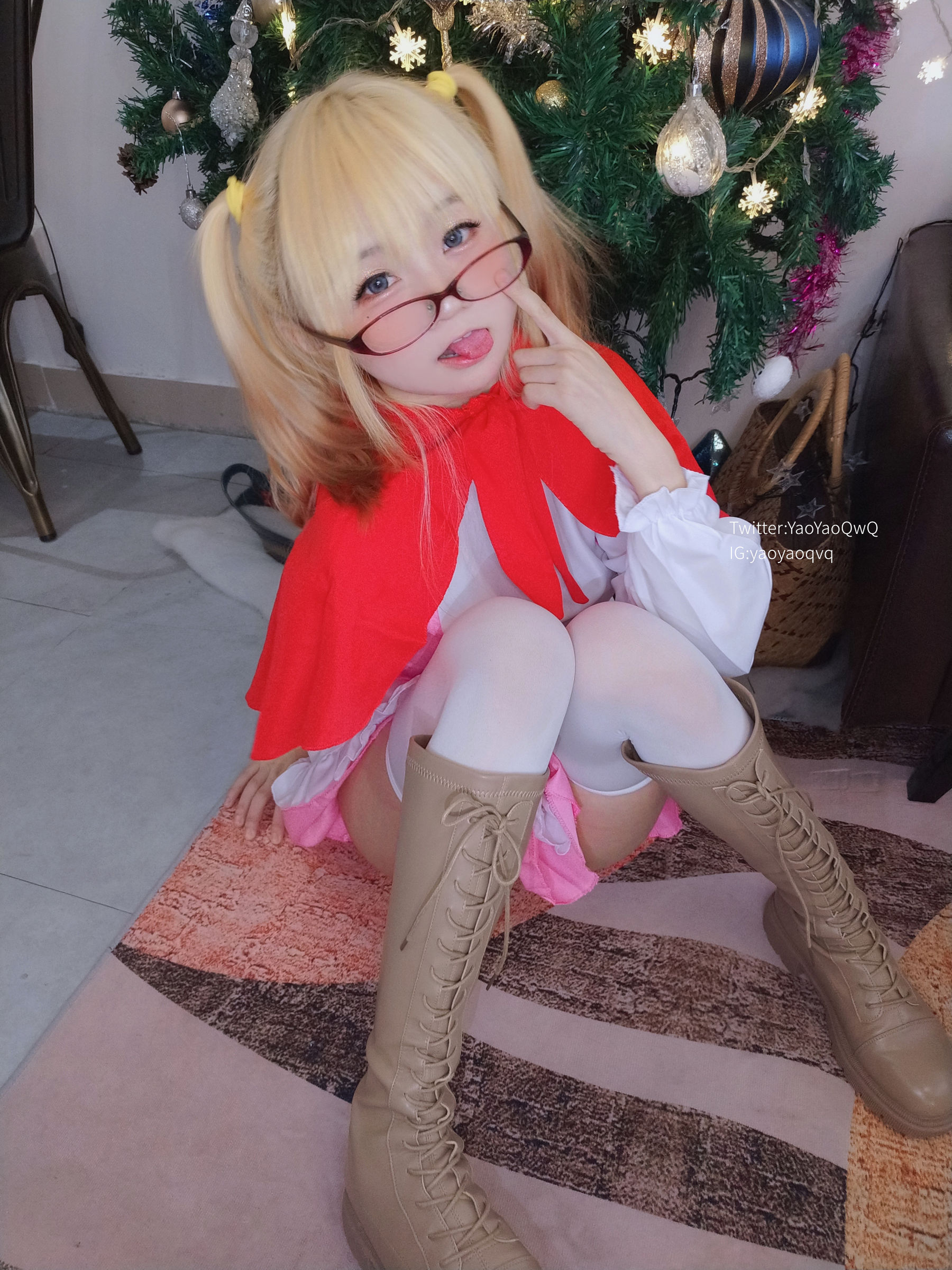 [福利COS] 萌妹子Coser摇摇乐yoyo fantia 12月会员合集 女仆系列
