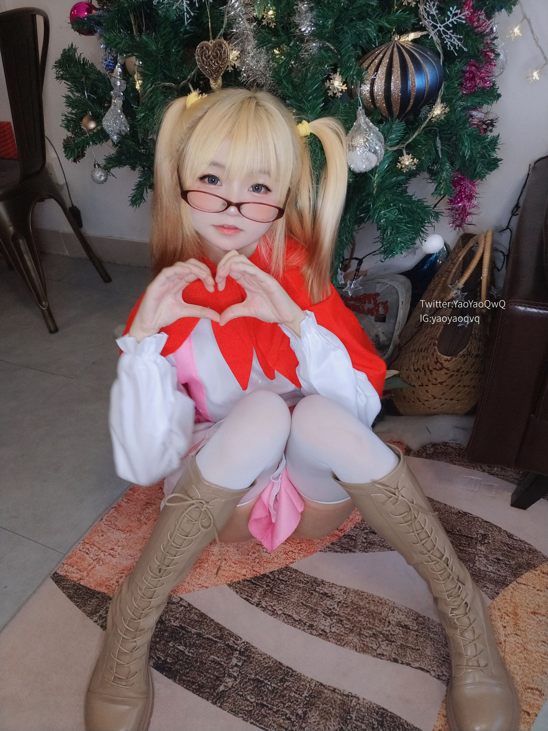 [福利COS] 萌妹子Coser摇摇乐yoyo fantia 12月会员合集 女仆系列