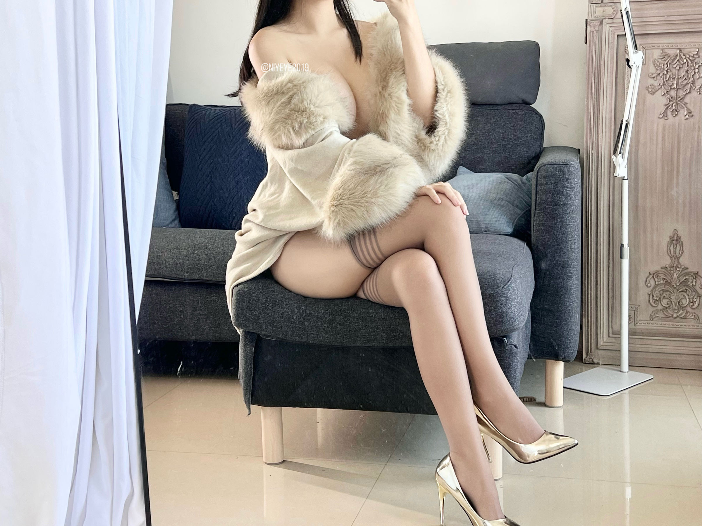 [福利COS] 萌系小姐姐-白烨- - 夜色妖姬
