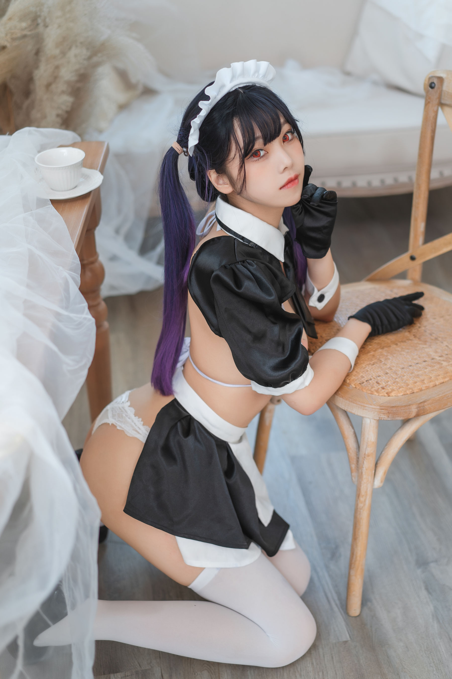 [福利COS] 萌系小姐姐蜜汁猫裘 - 女仆