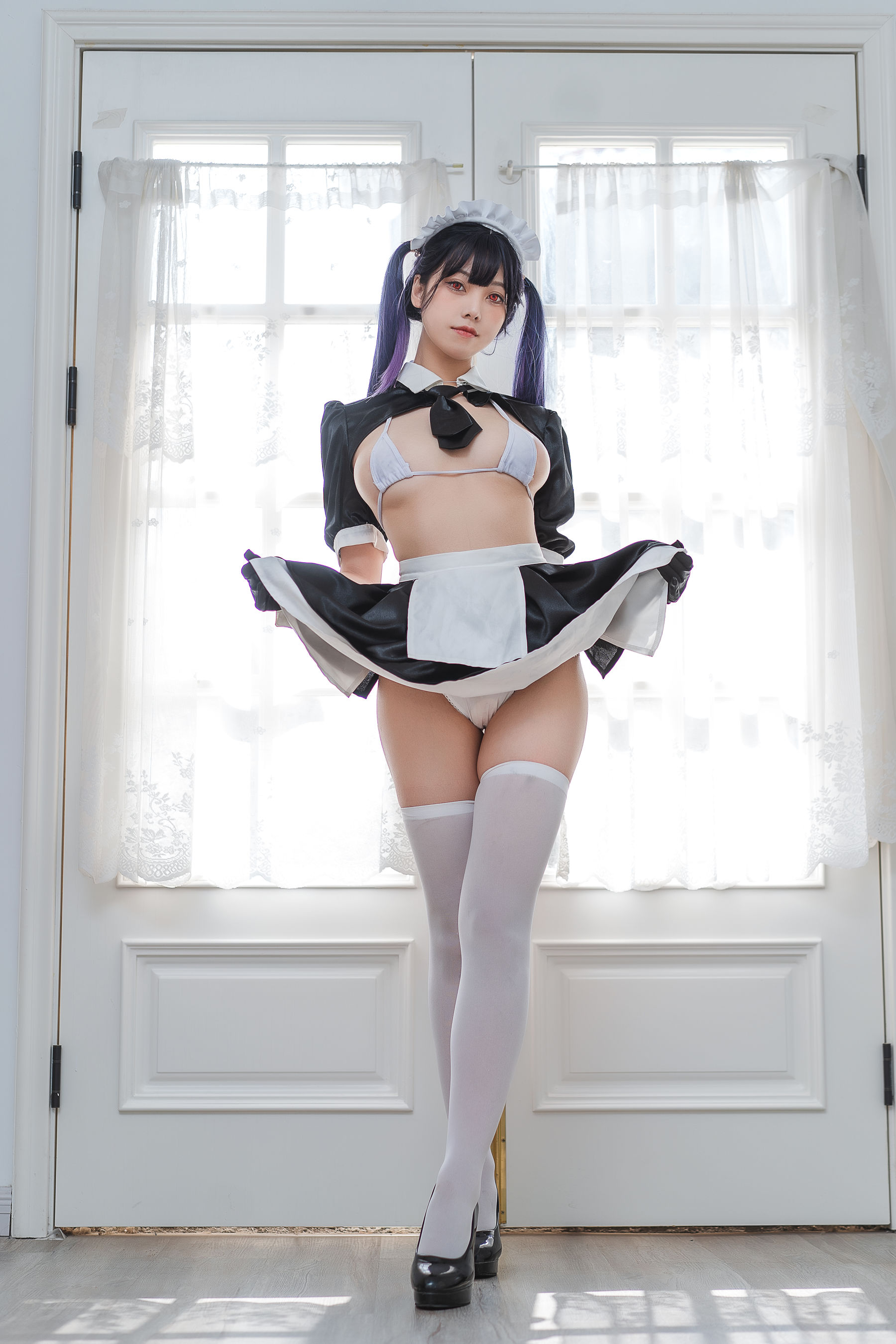 [福利COS] 萌系小姐姐蜜汁猫裘 - 女仆