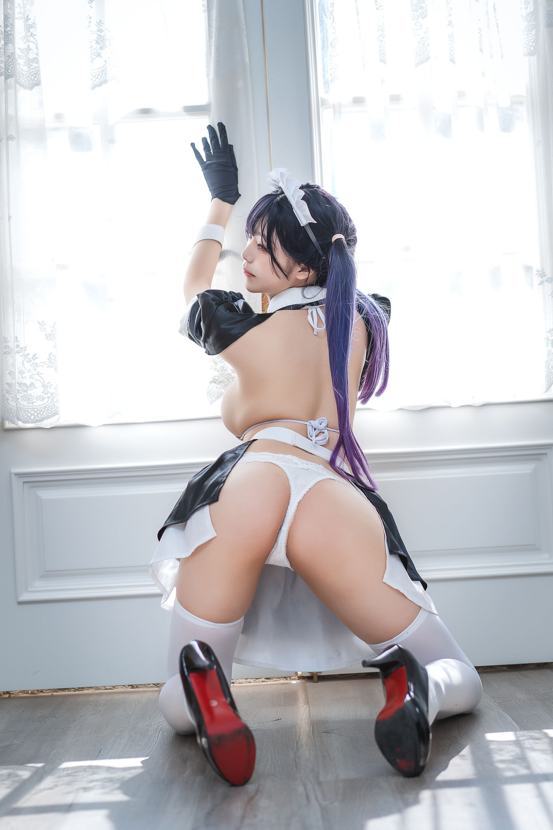 [福利COS] 萌系小姐姐蜜汁猫裘 - 女仆