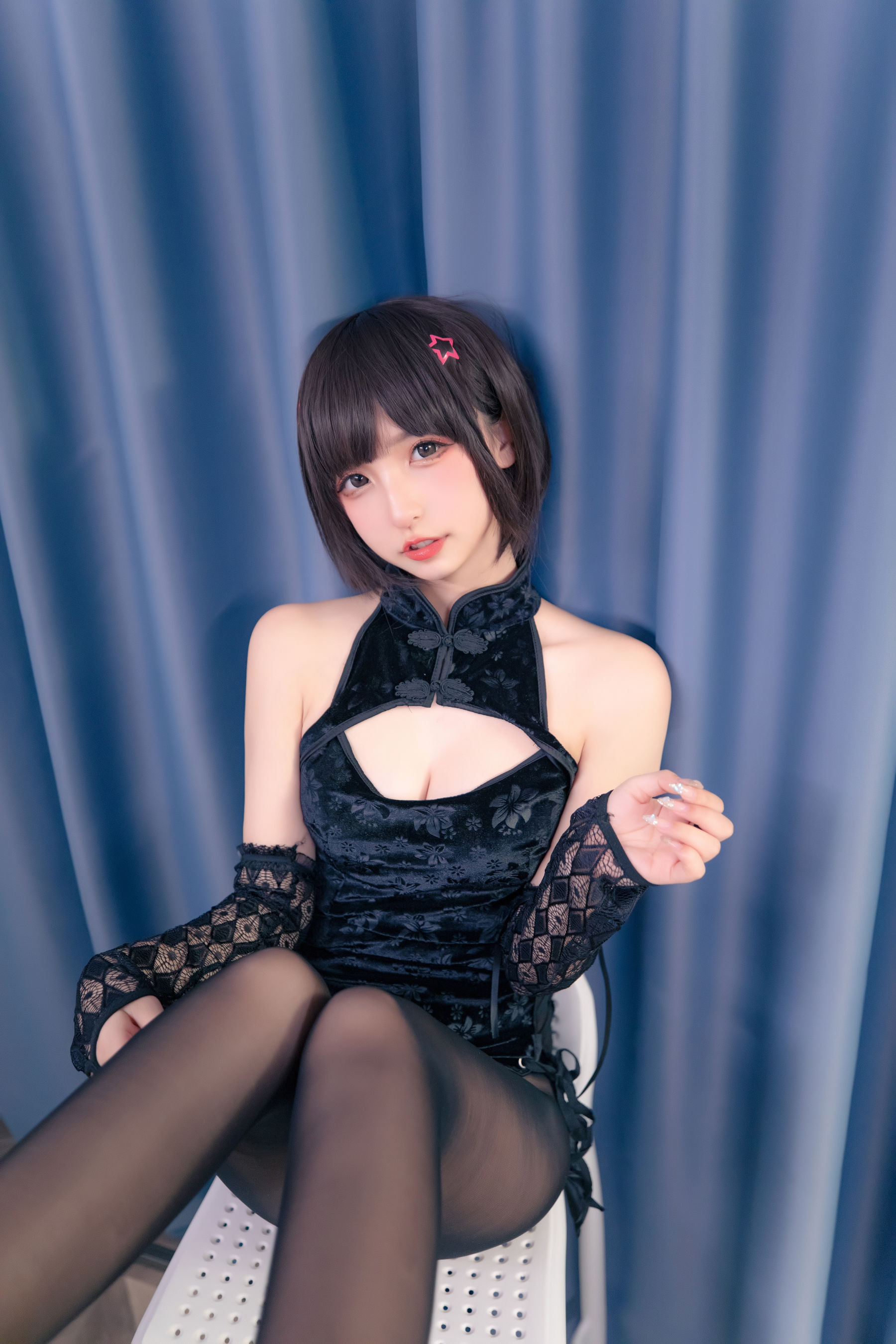 [福利COS] 萝莉神楽板真冬 - 虎年01月微博订阅