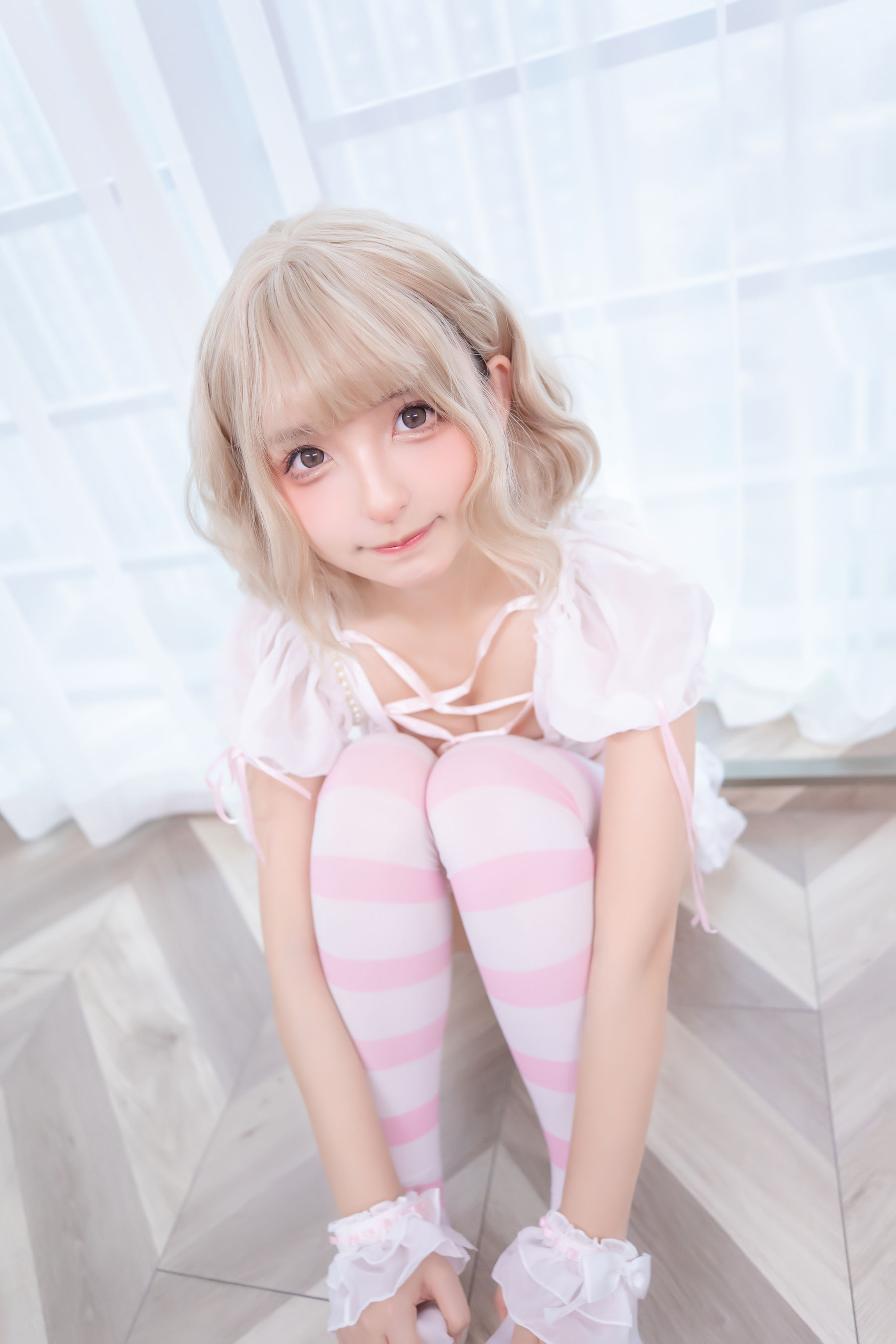 [福利COS] 萝莉神楽板真冬 - 虎年01月微博订阅