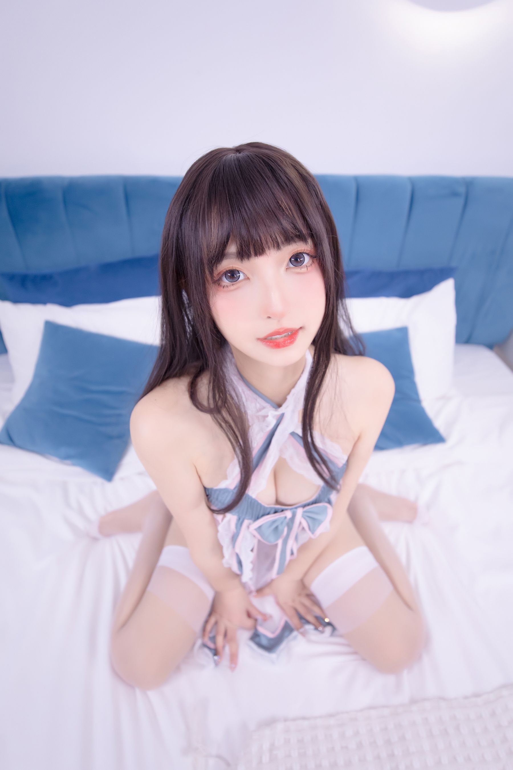 [福利COS] 萝莉神楽板真冬 - 飘飘欲仙