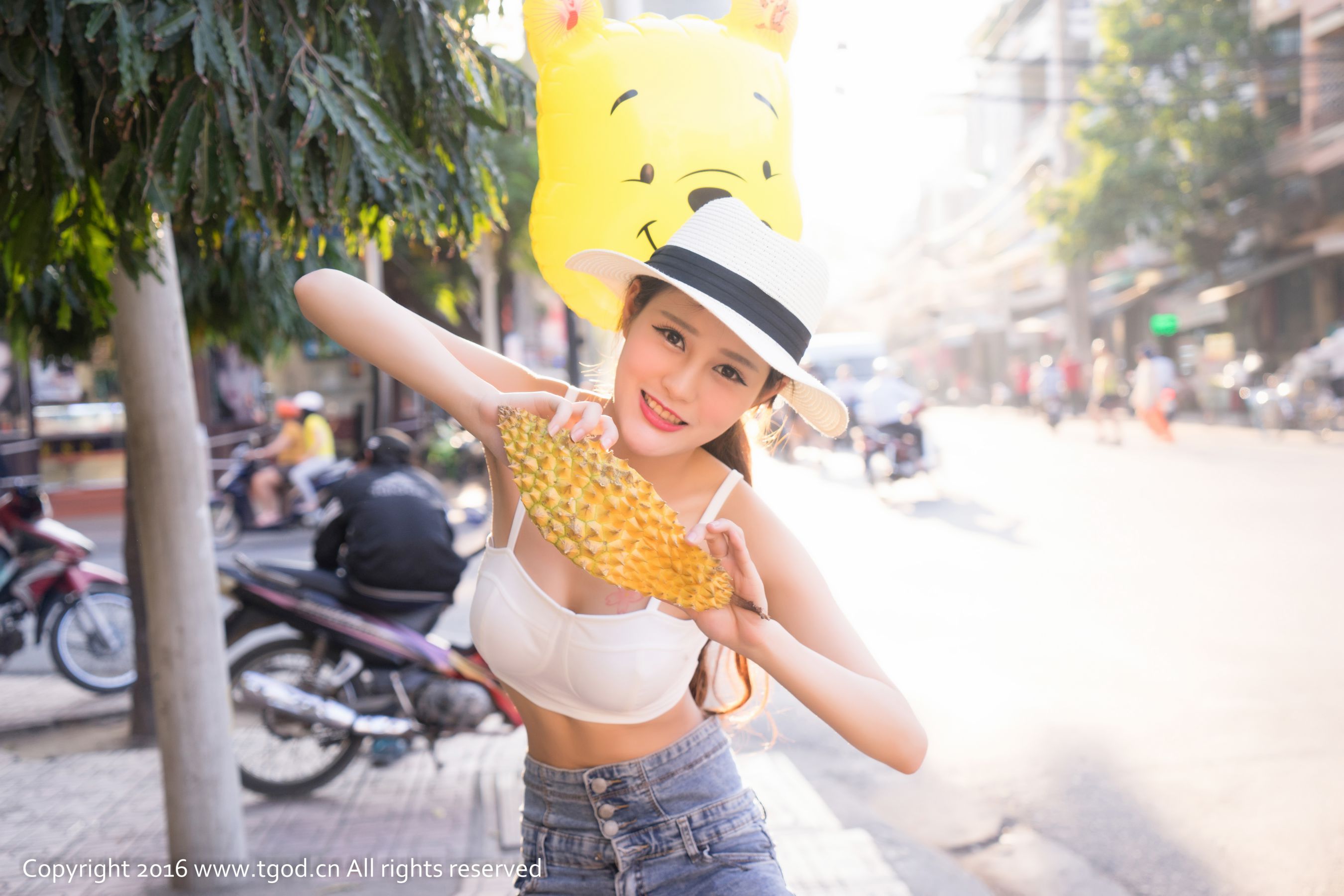 Abby王乔恩《越南芽庄》街拍+健身系列 [推女神TGOD]